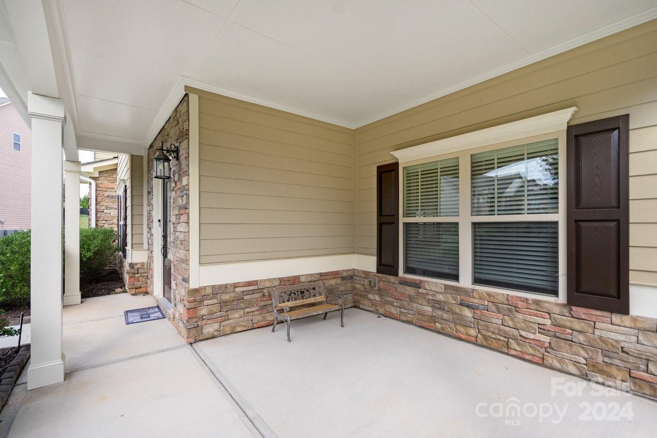 5601 Ballenger Court Property Photo 5