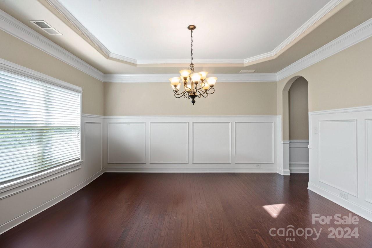 5601 Ballenger Court Property Photo 8