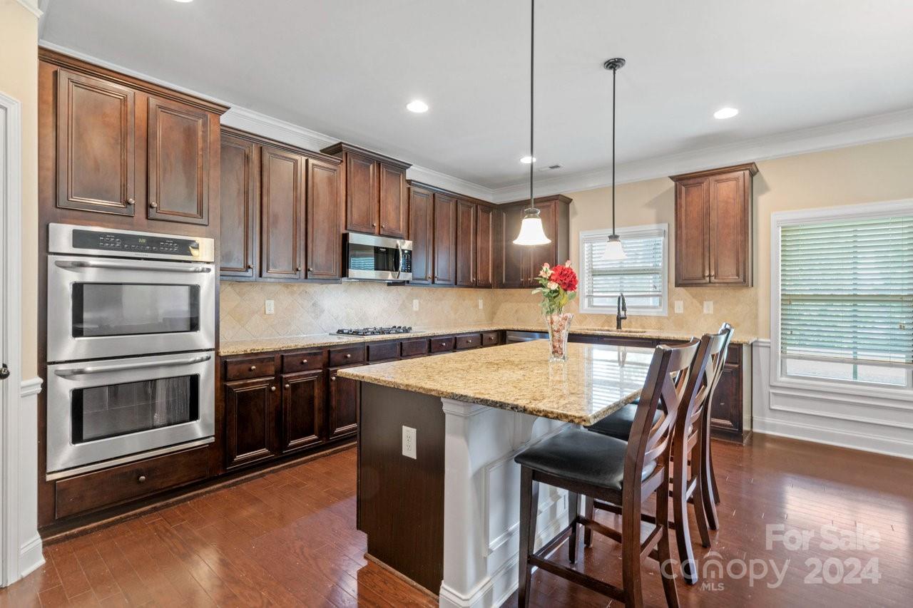5601 Ballenger Court Property Photo 10