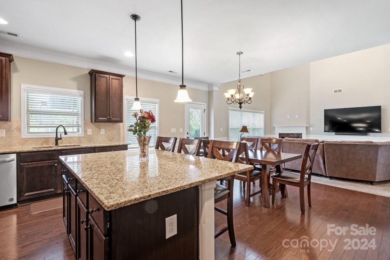 5601 Ballenger Court Property Photo 11