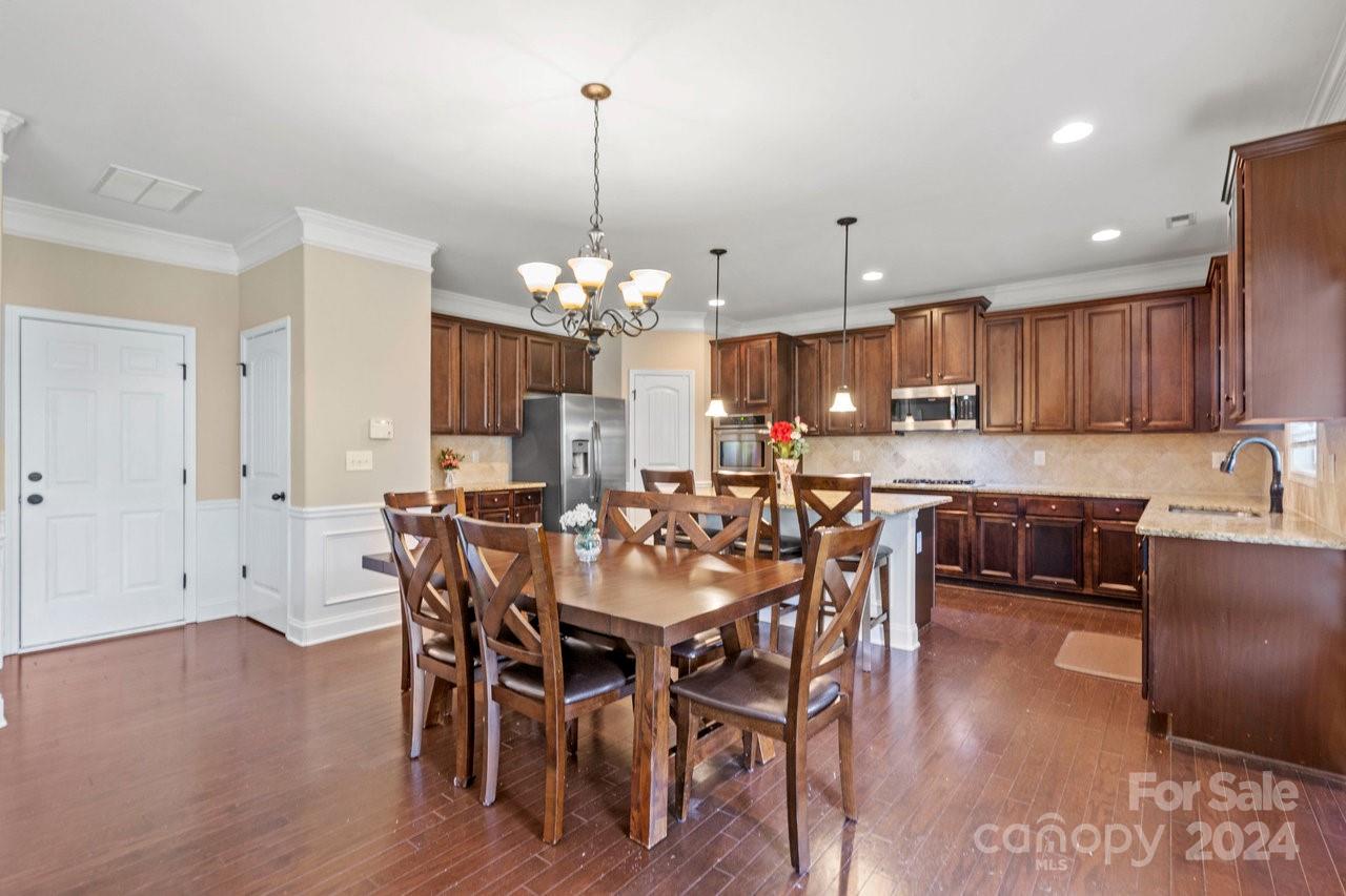 5601 Ballenger Court Property Photo 16