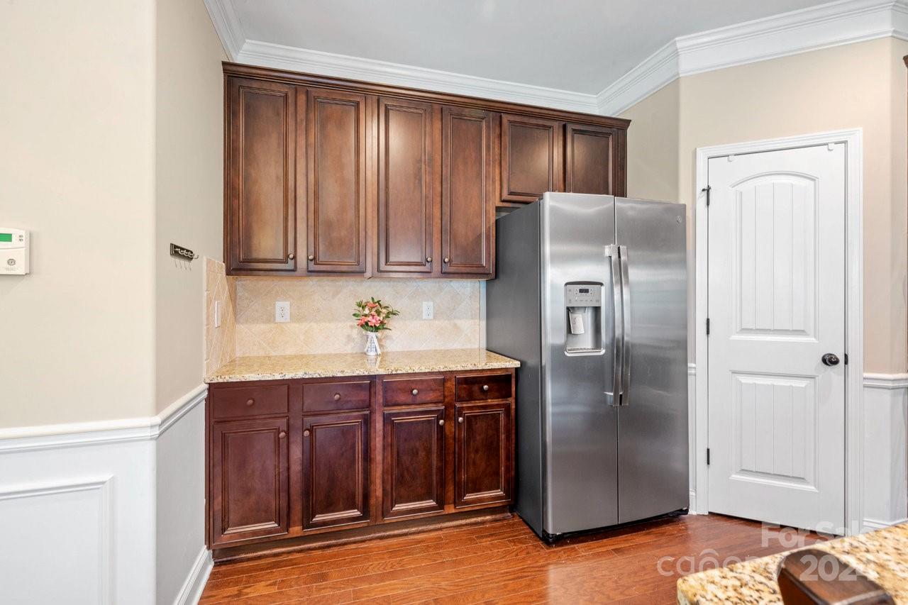 5601 Ballenger Court Property Photo 17