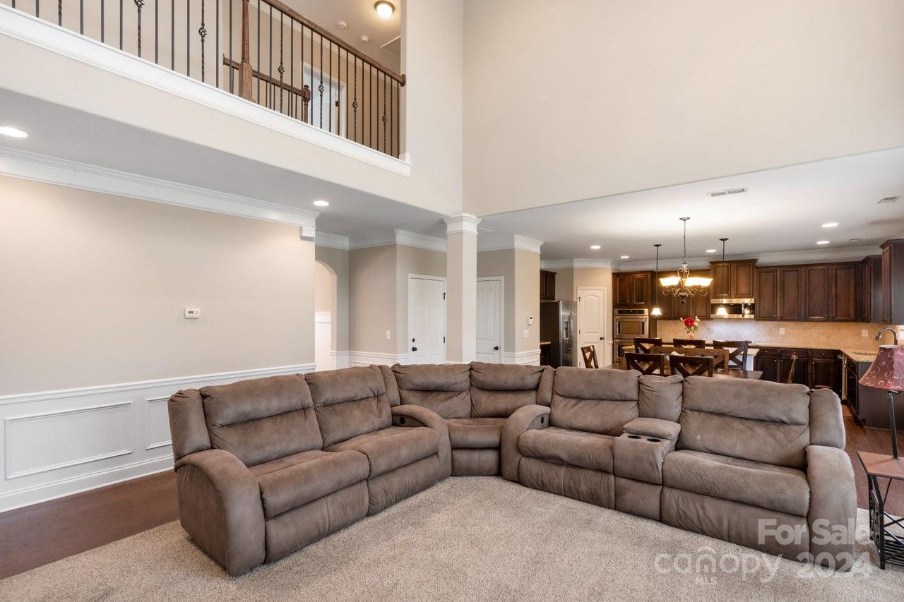 5601 Ballenger Court Property Photo 19