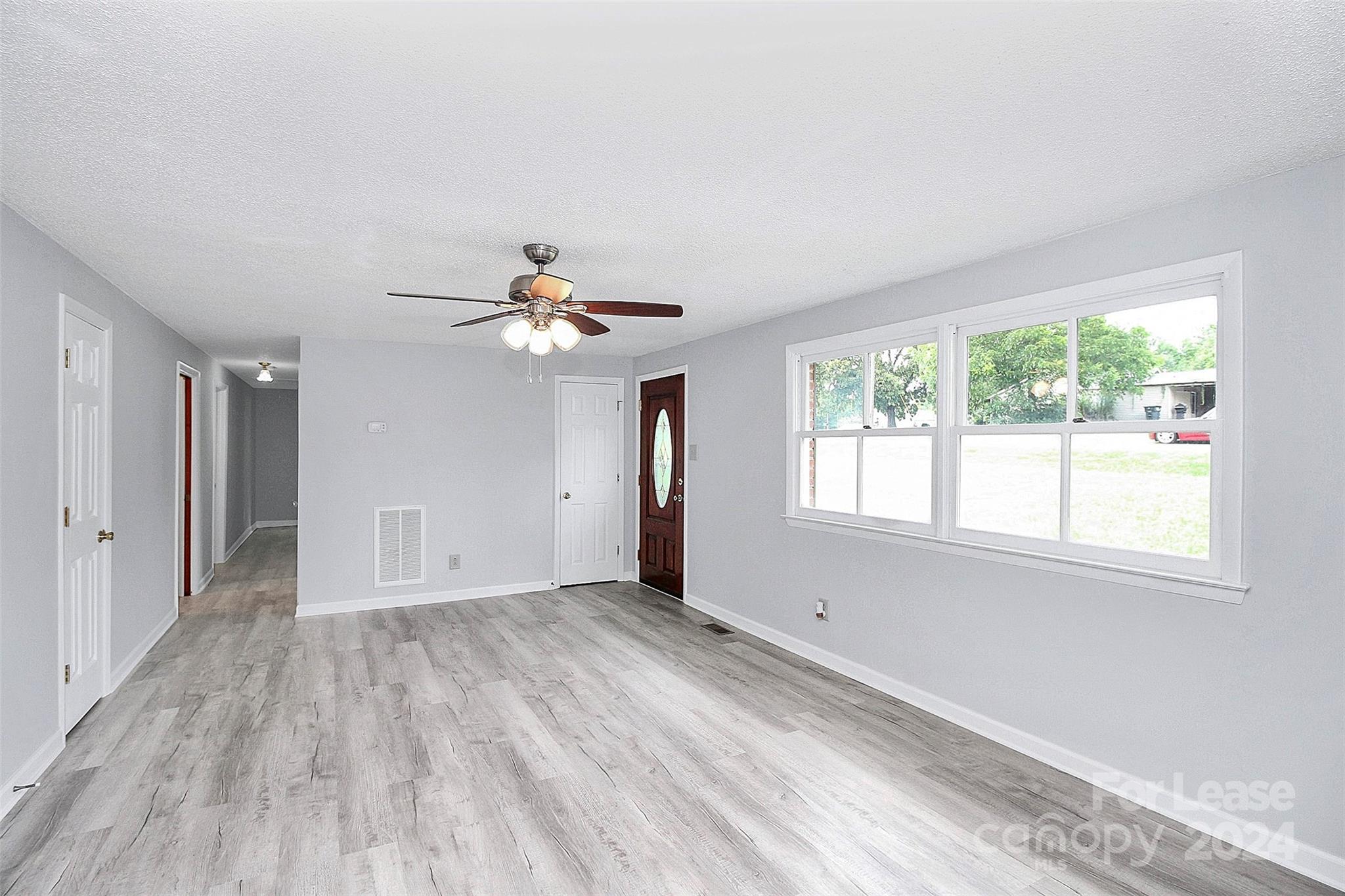 1613 Ohenry Lane Property Photo 3