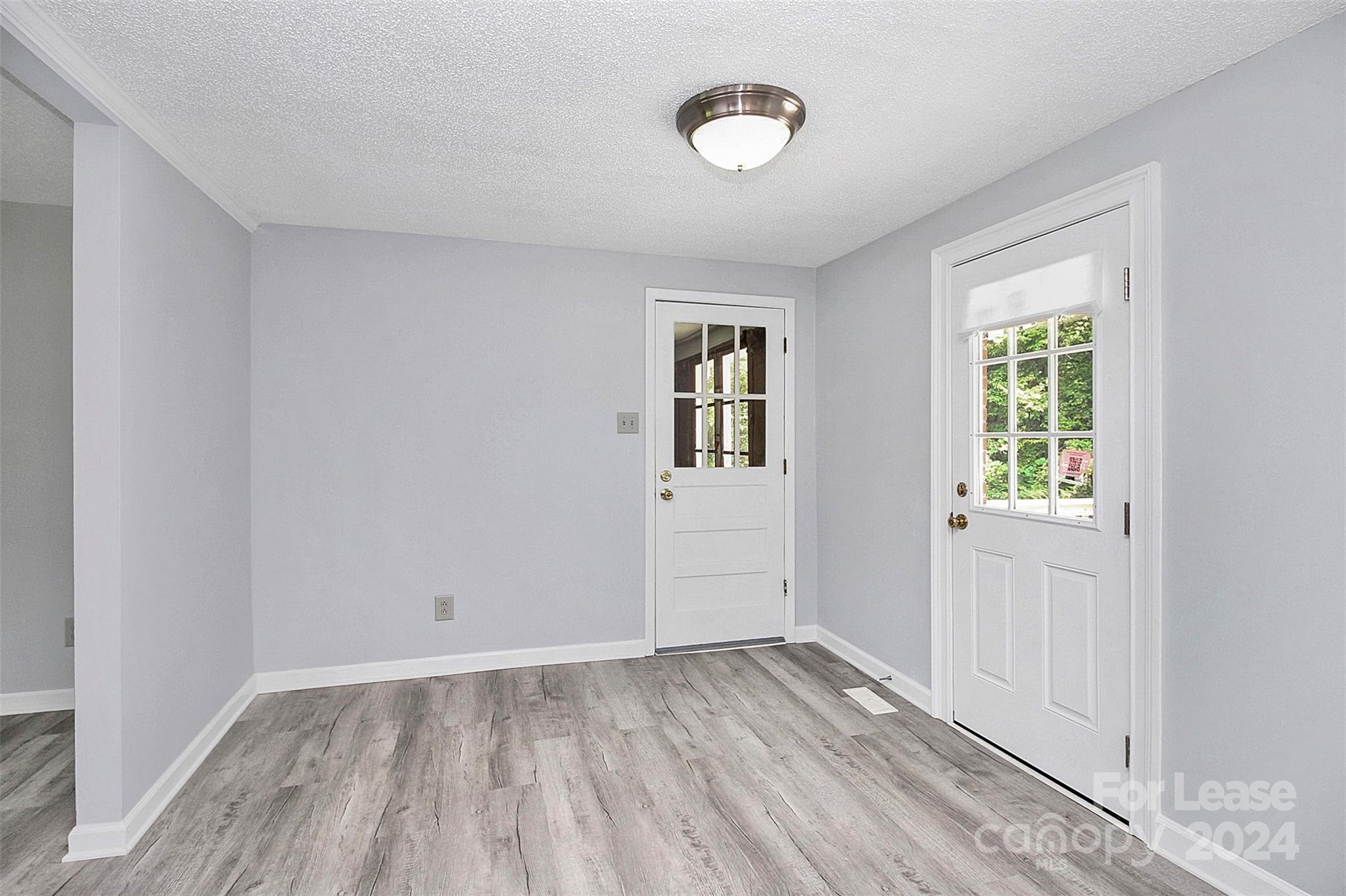 1613 Ohenry Lane Property Photo 6