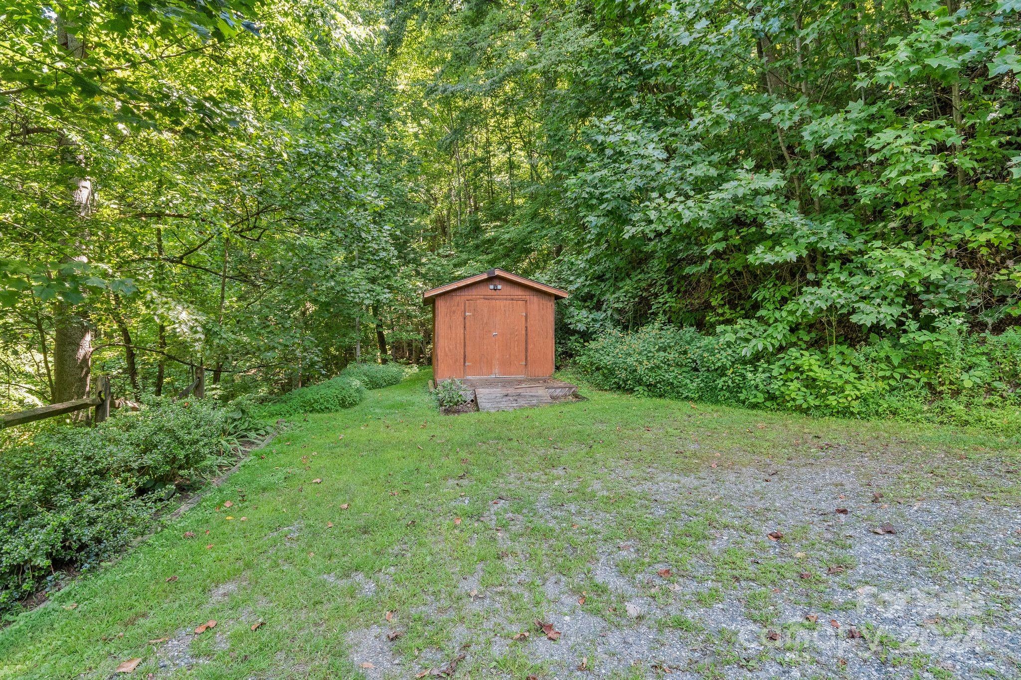 136 Grouse Point Road Property Photo 43