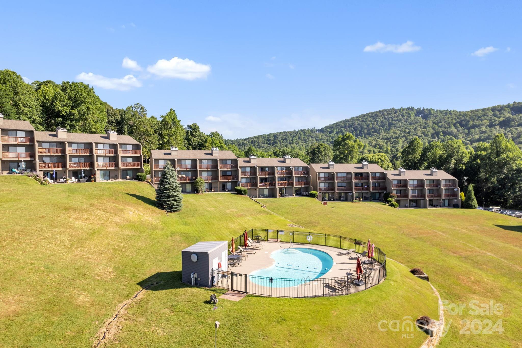 2881 White Oak Mountain Road C-3 Property Photo 1