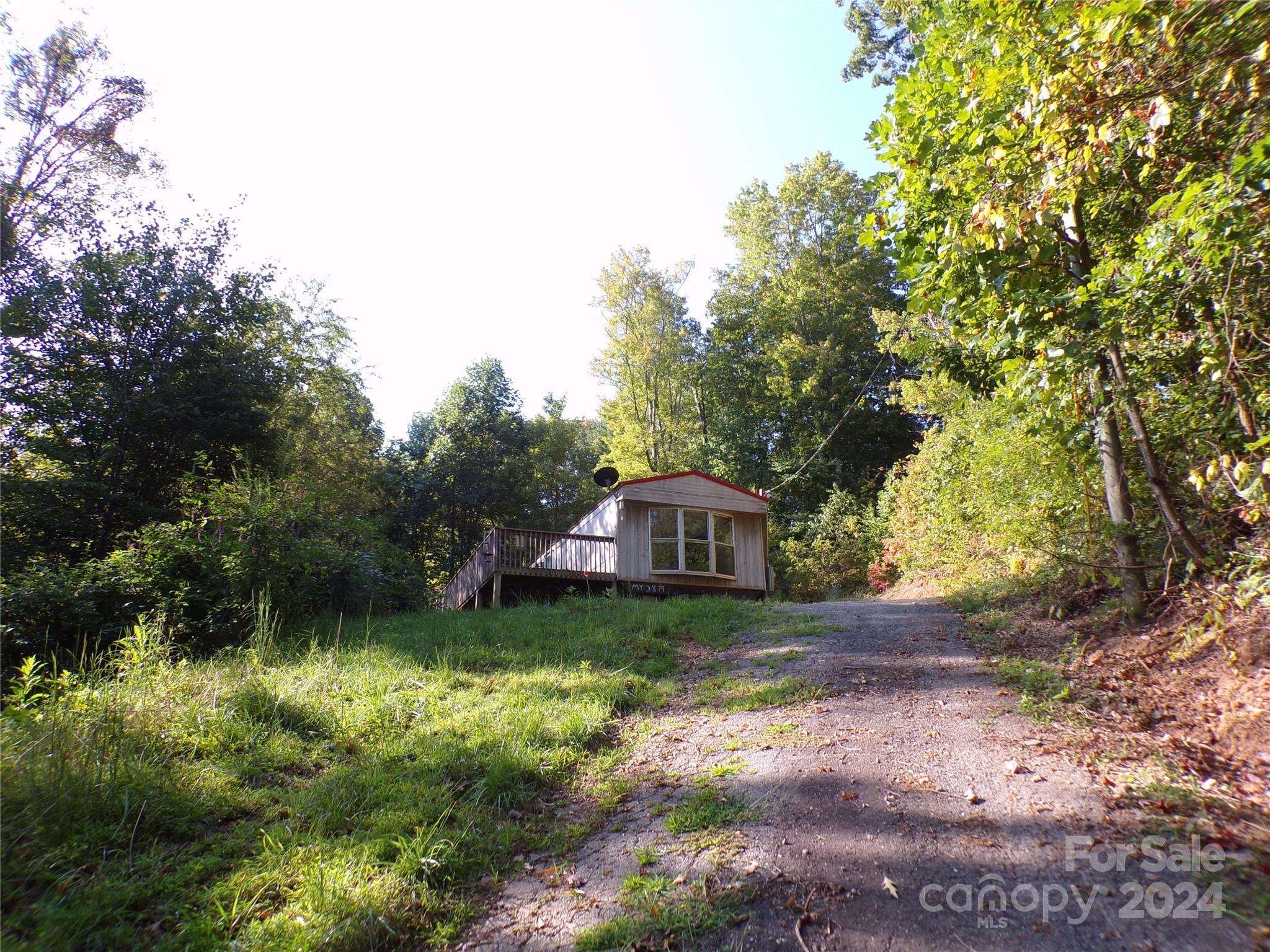 4 Mayapple Lane Property Photo 6