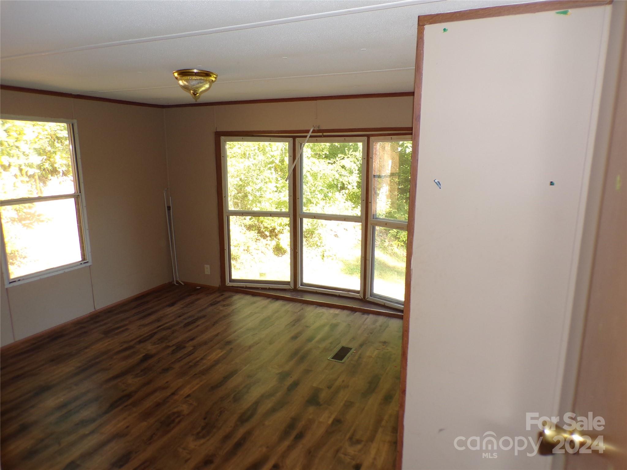4 Mayapple Lane Property Photo 15