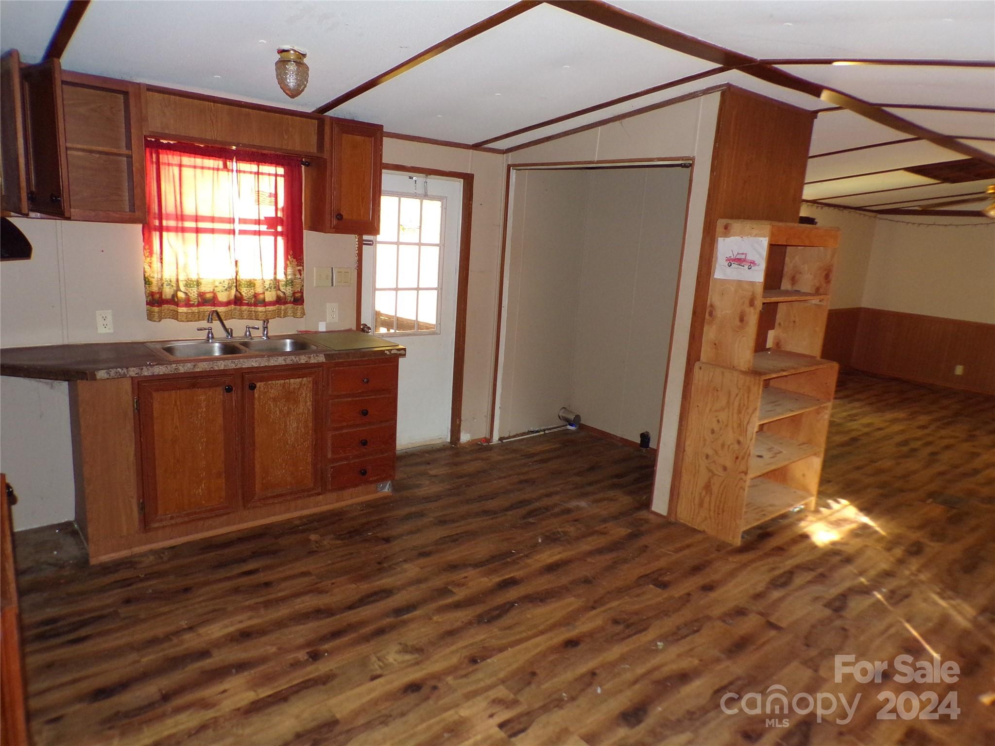 4 Mayapple Lane Property Photo 19