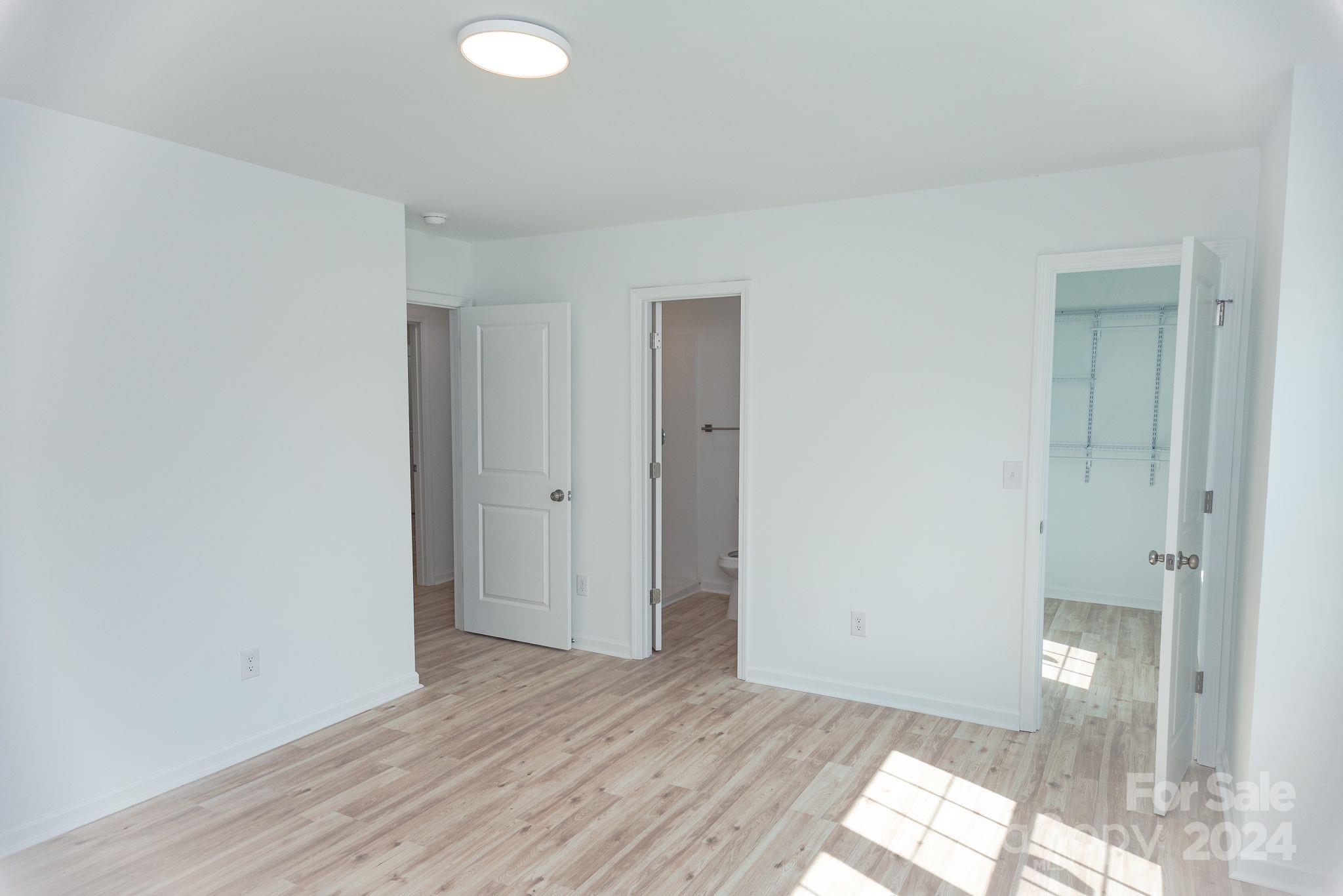 830 Oakshire Circle 11 Property Photo 16