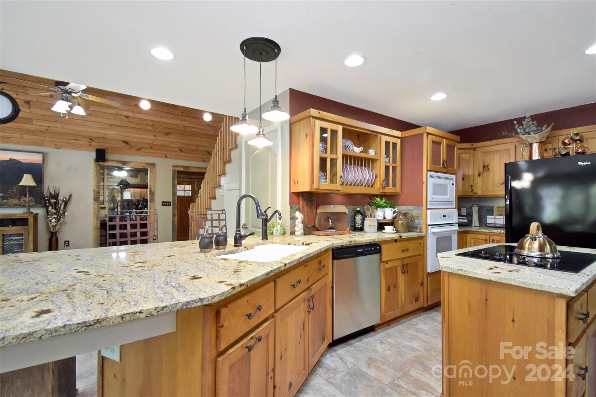 23022 Linville Falls Highway Property Photo 16