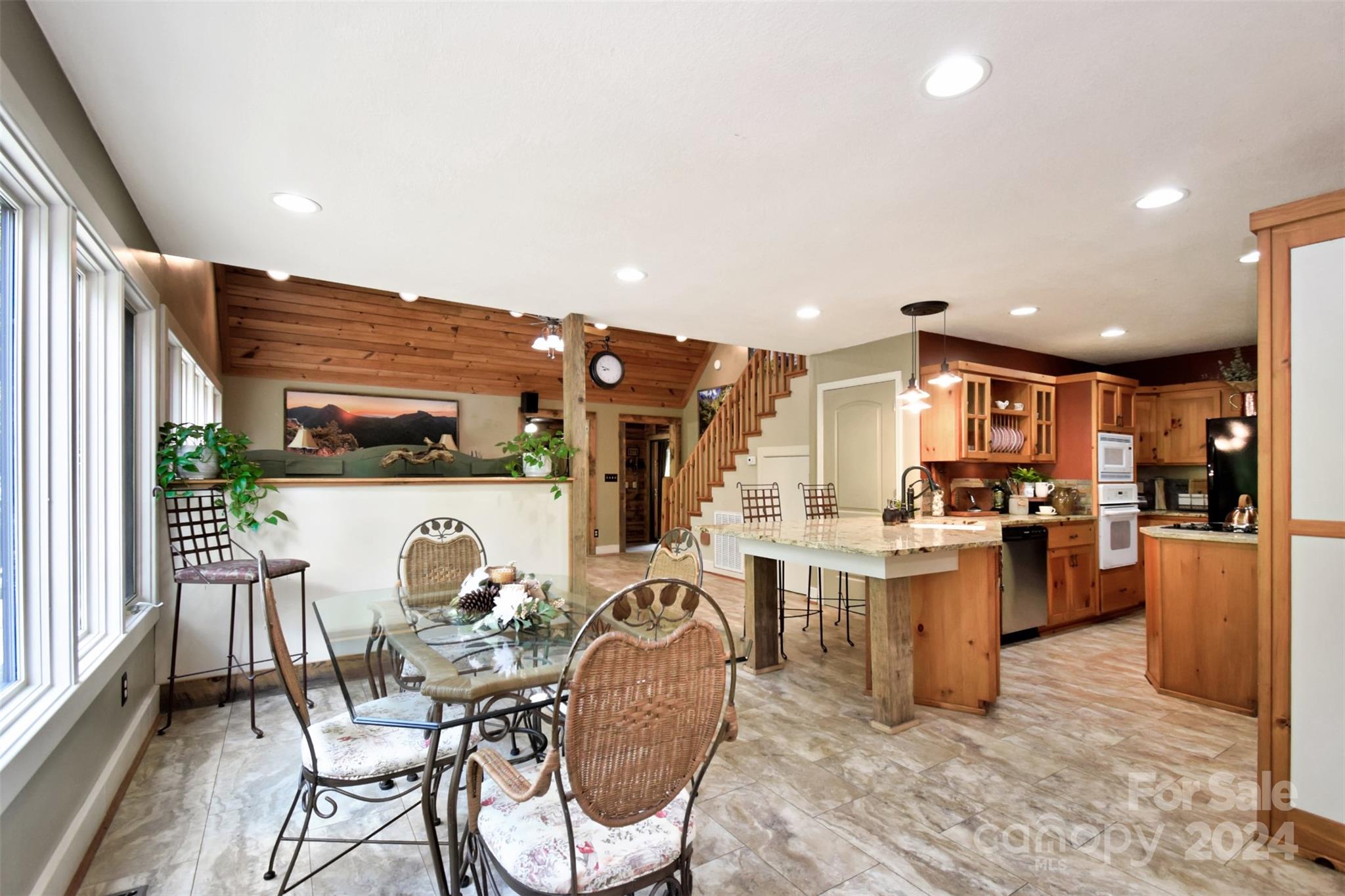 23022 Linville Falls Highway Property Photo 17
