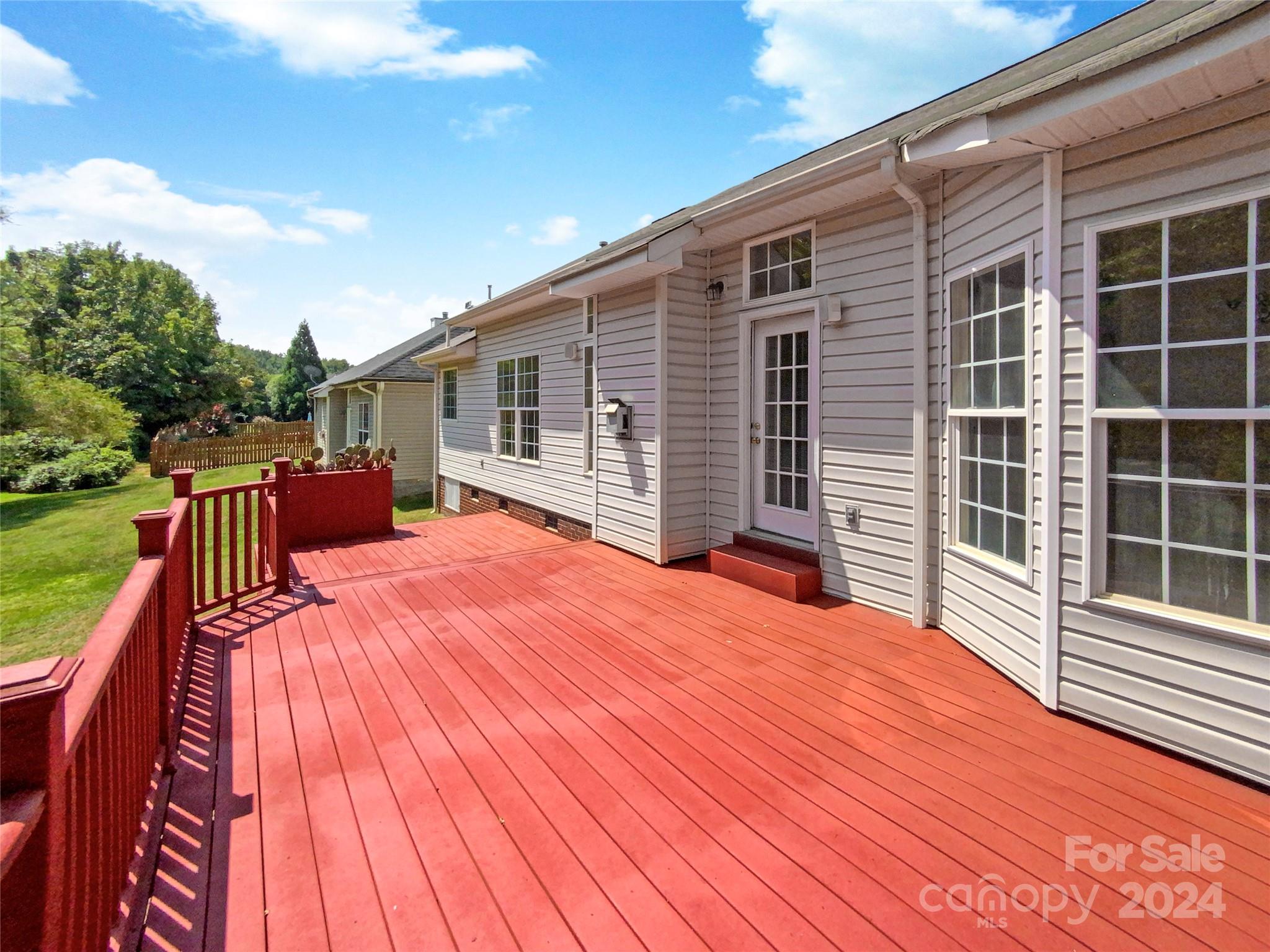 5617 Davis Ridge Drive Property Photo 5