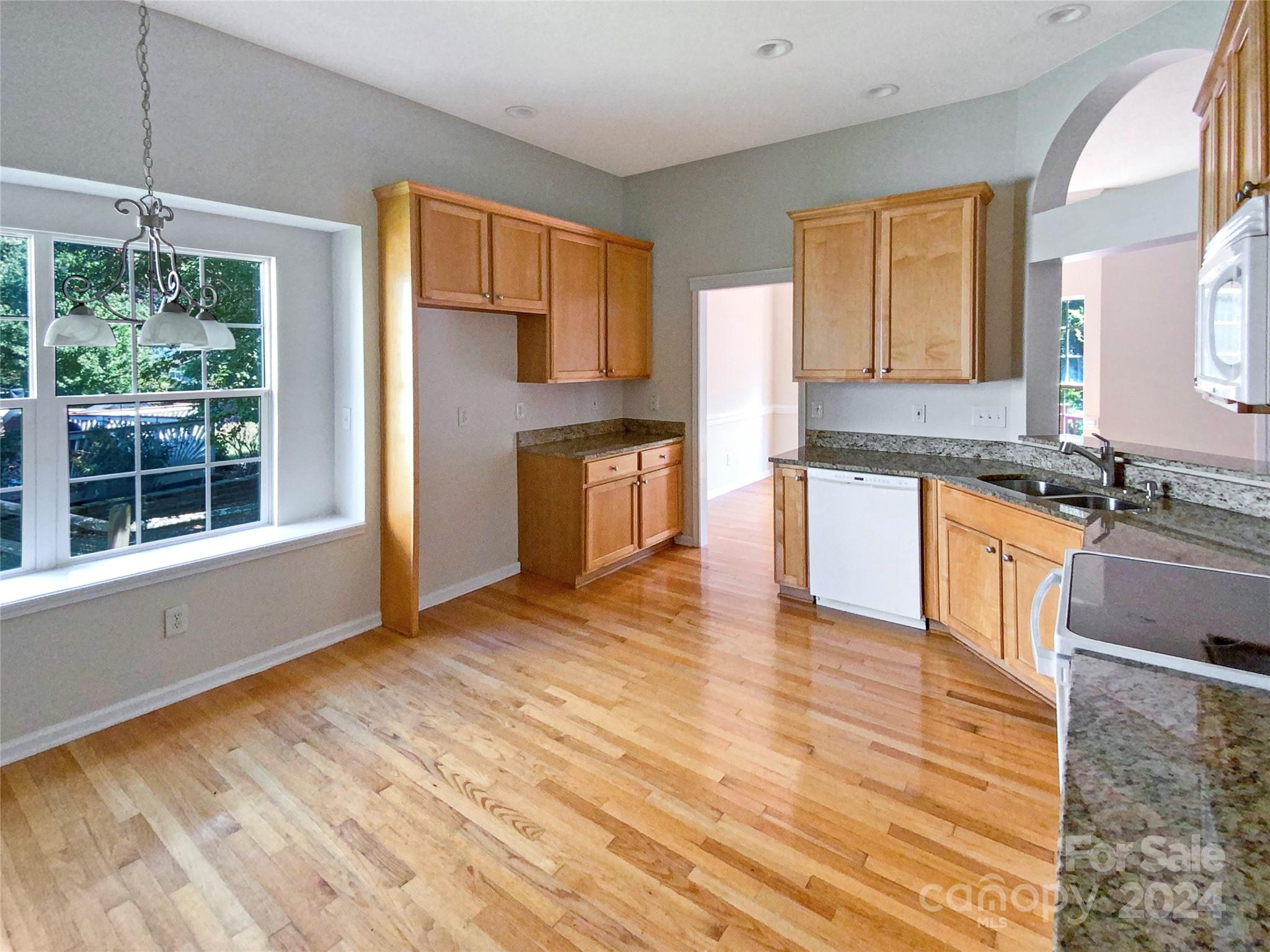5617 Davis Ridge Drive Property Photo 6