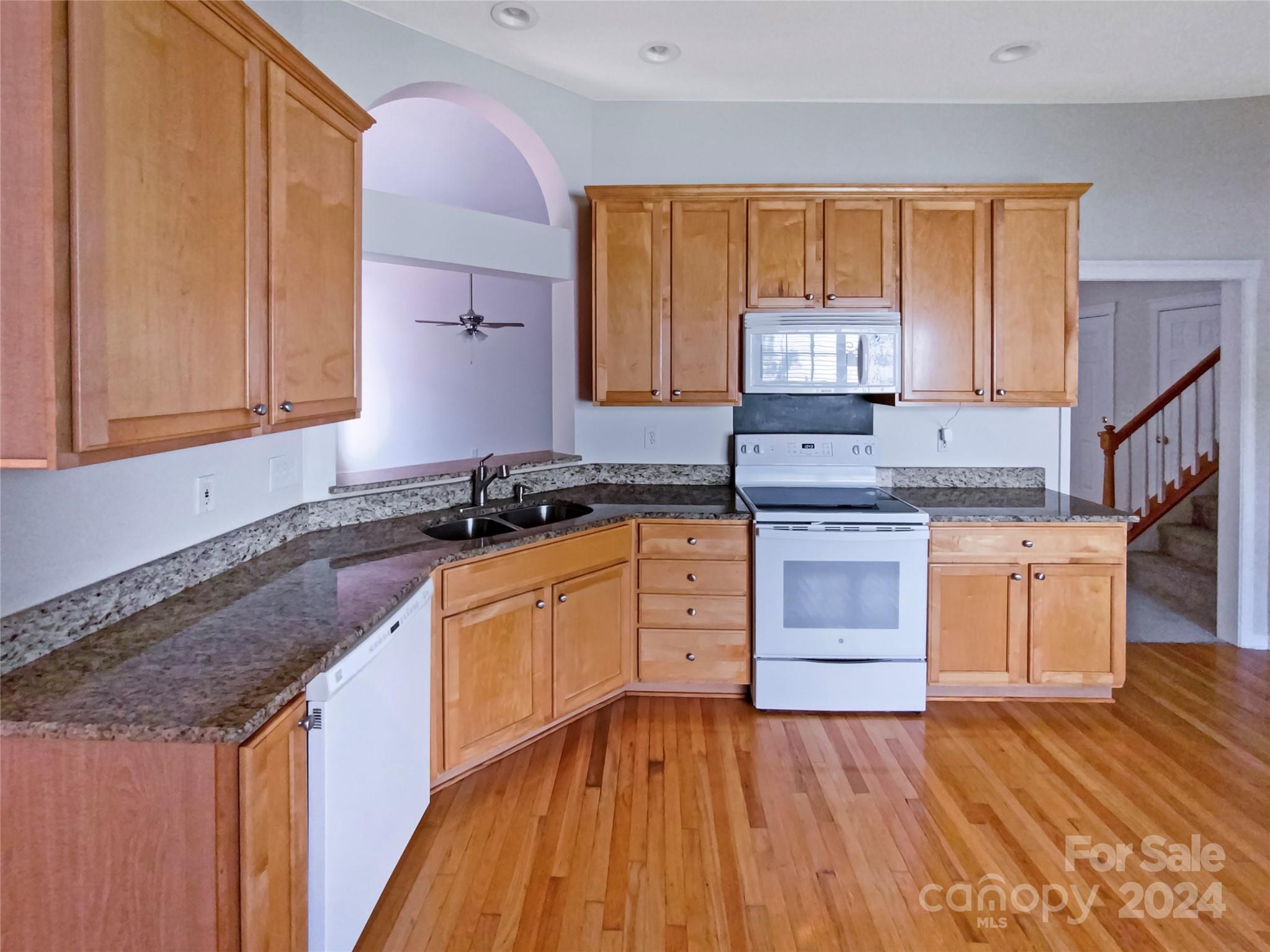5617 Davis Ridge Drive Property Photo 7