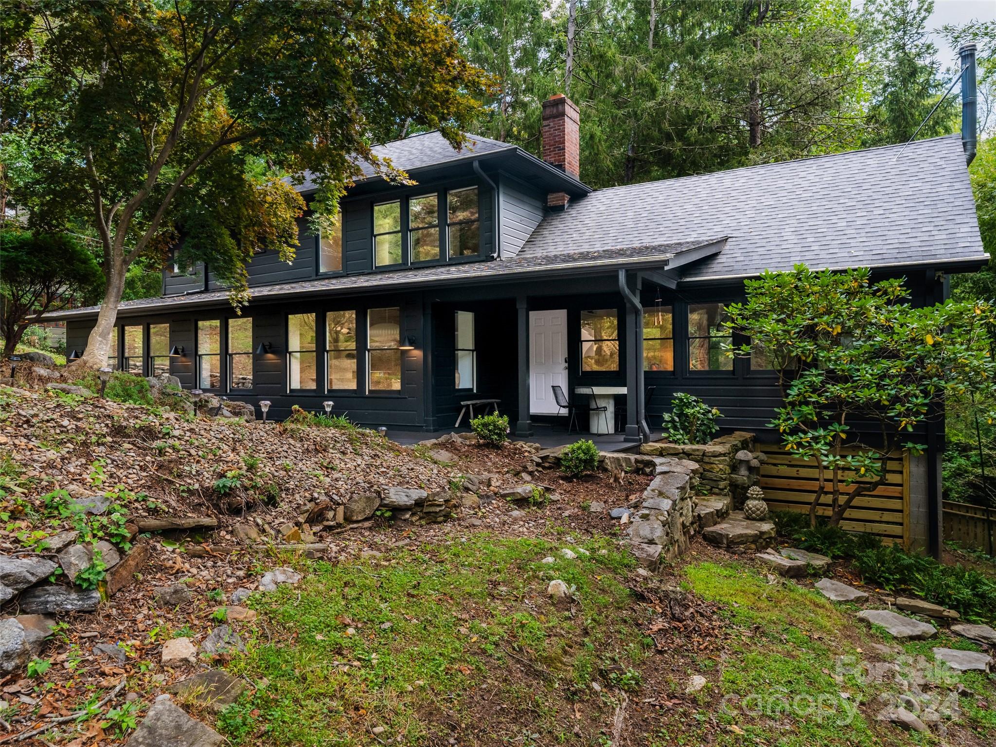 12 Caledonia Road Property Photo