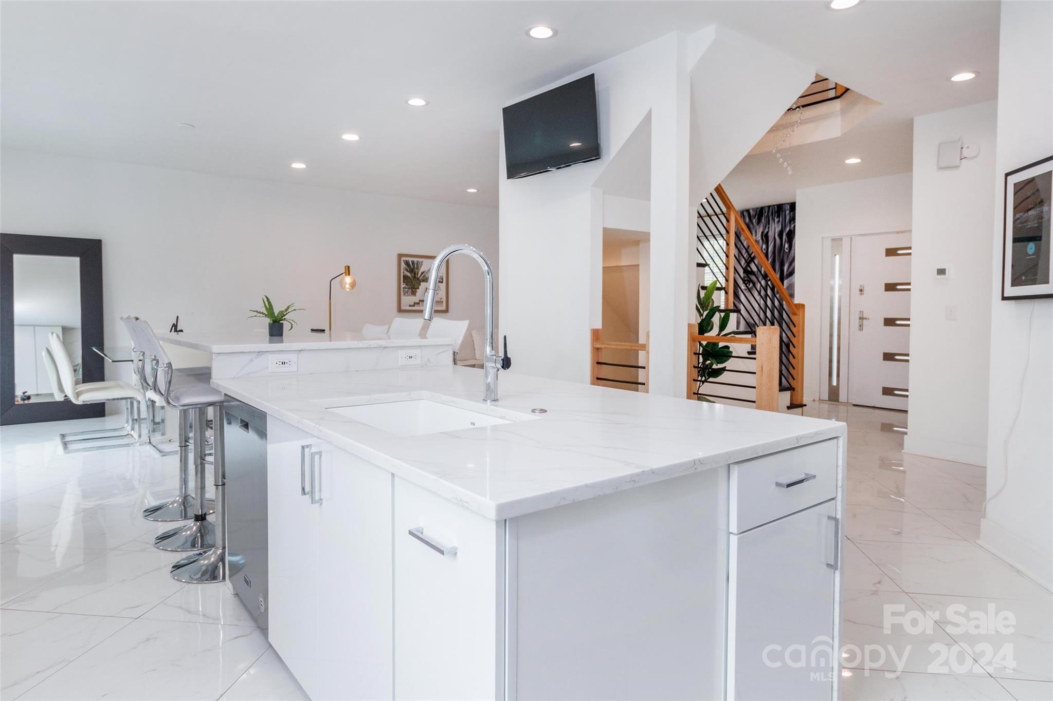 323 Atherton Street Property Photo 16