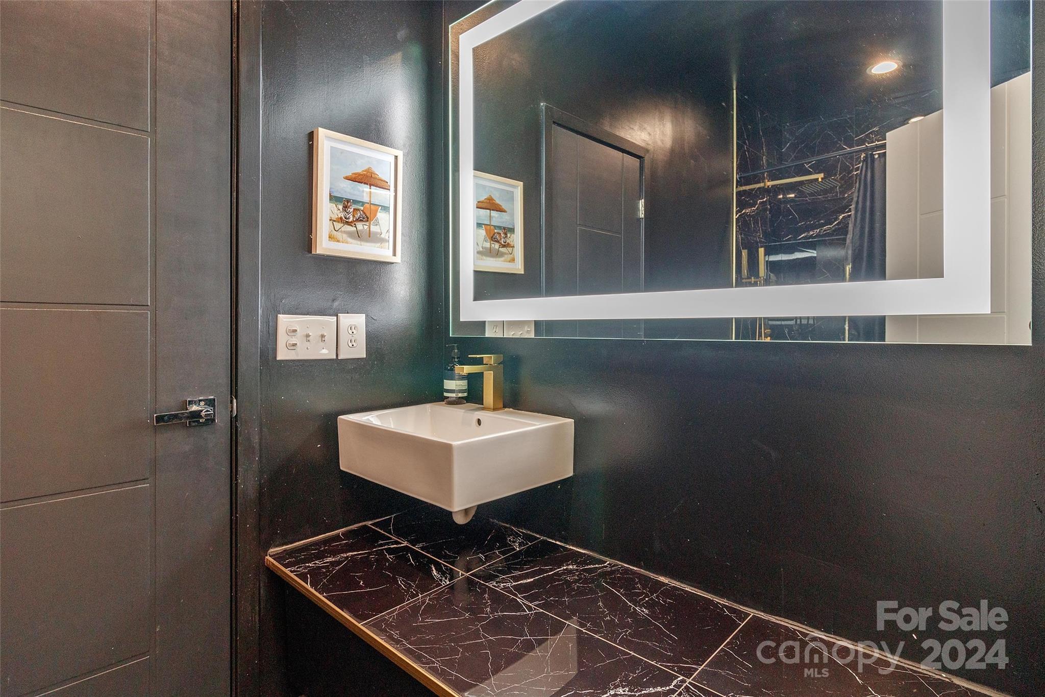 323 Atherton Street Property Photo 43