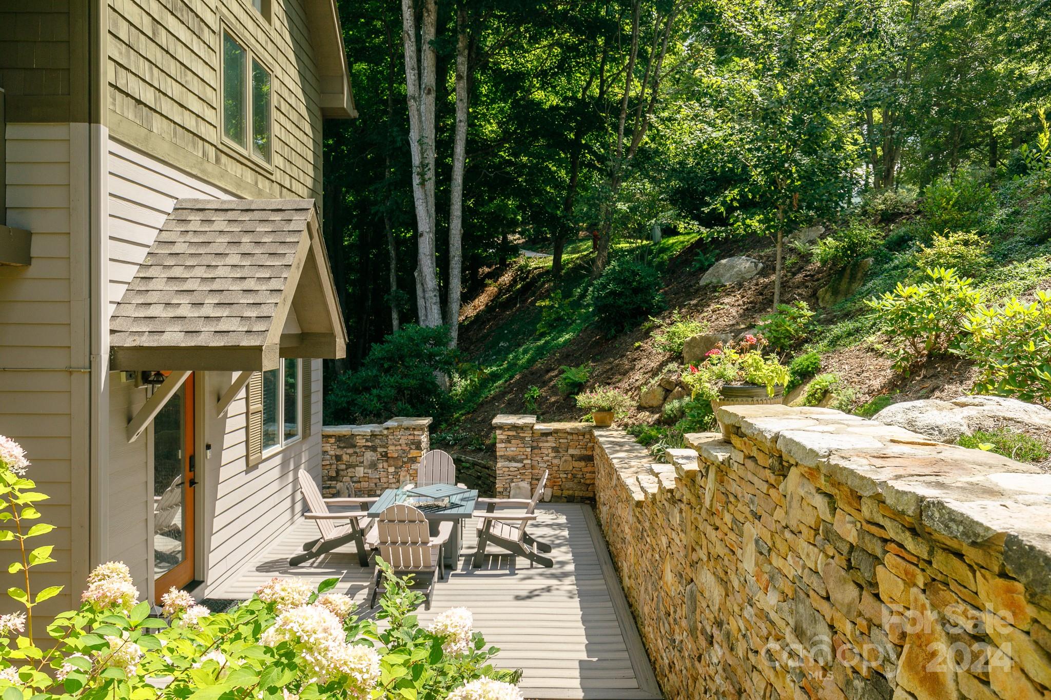 410 Springhouse Drive Property Photo 40
