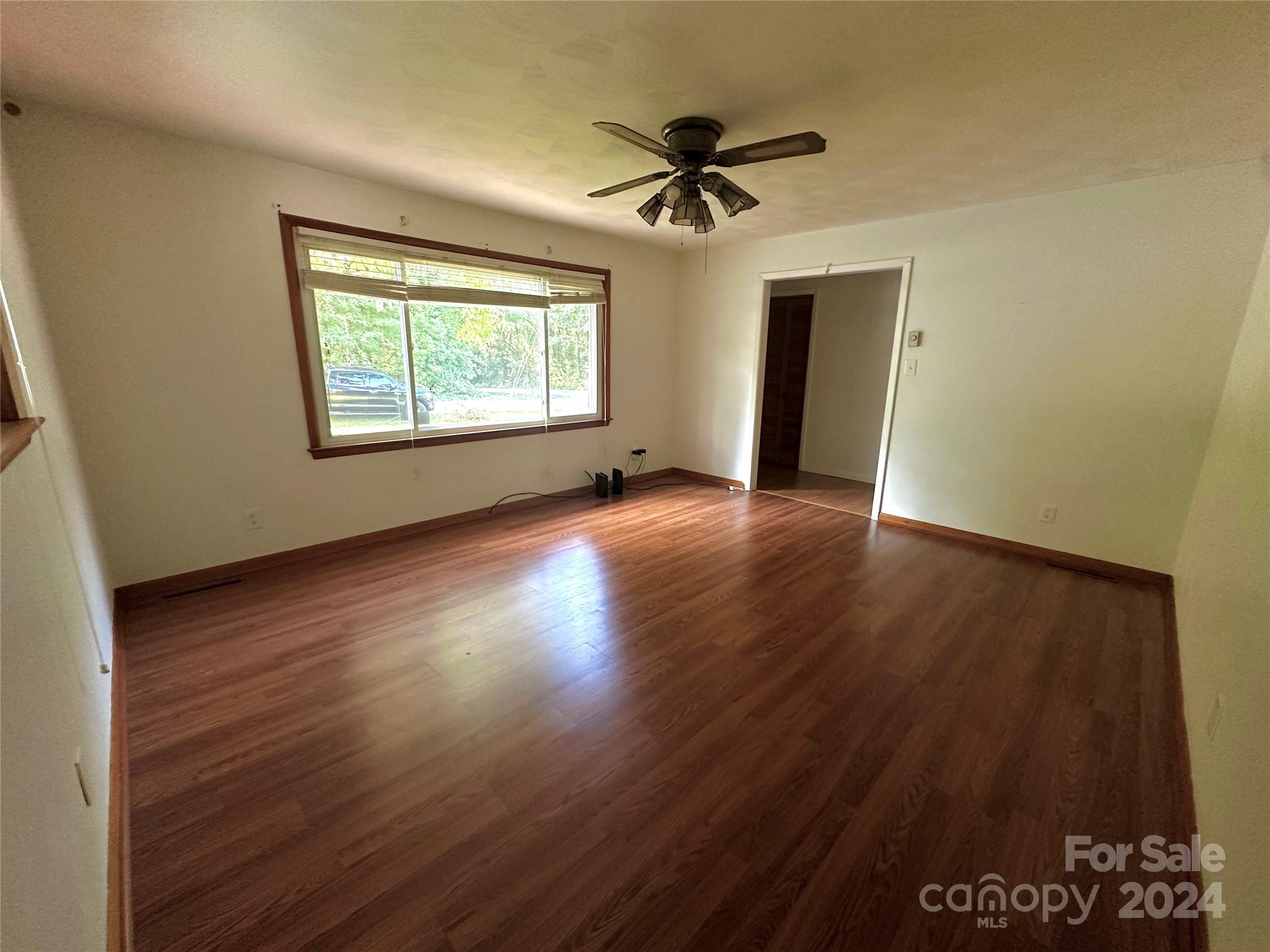 614 3rd Street Place Property Photo 7