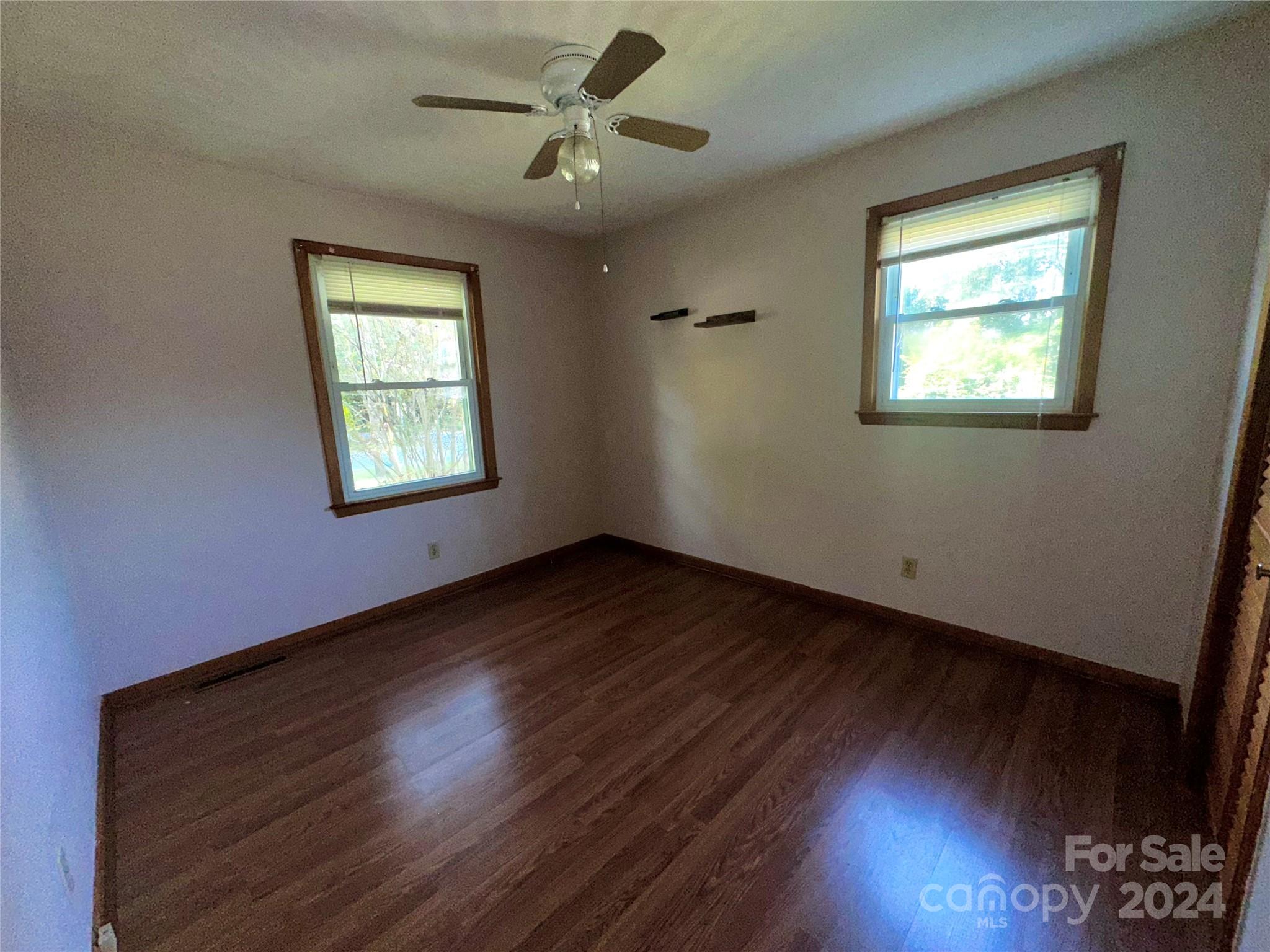 614 3rd Street Place Property Photo 10