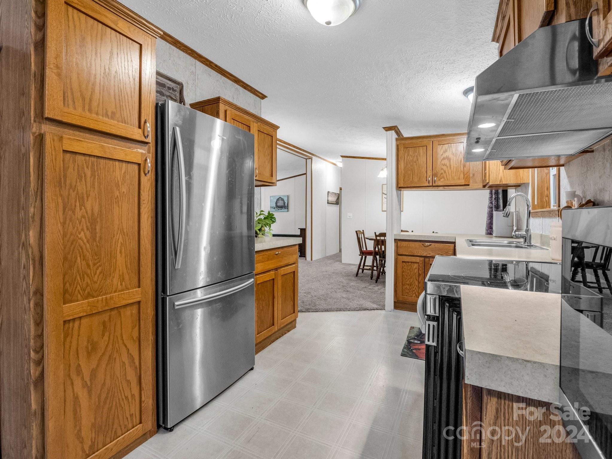 39 Hill And Dale Road Property Photo 11