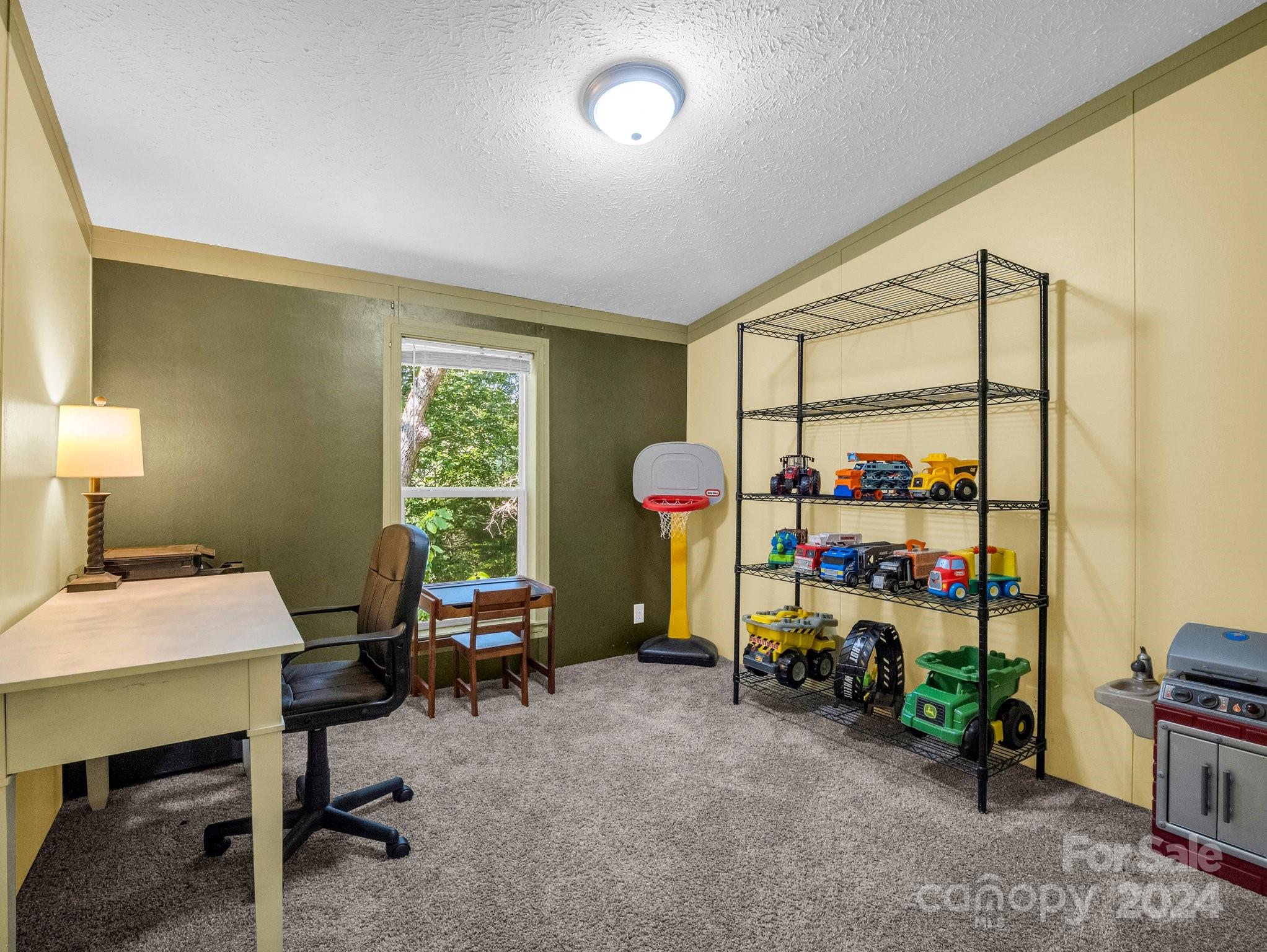 39 Hill And Dale Road Property Photo 22