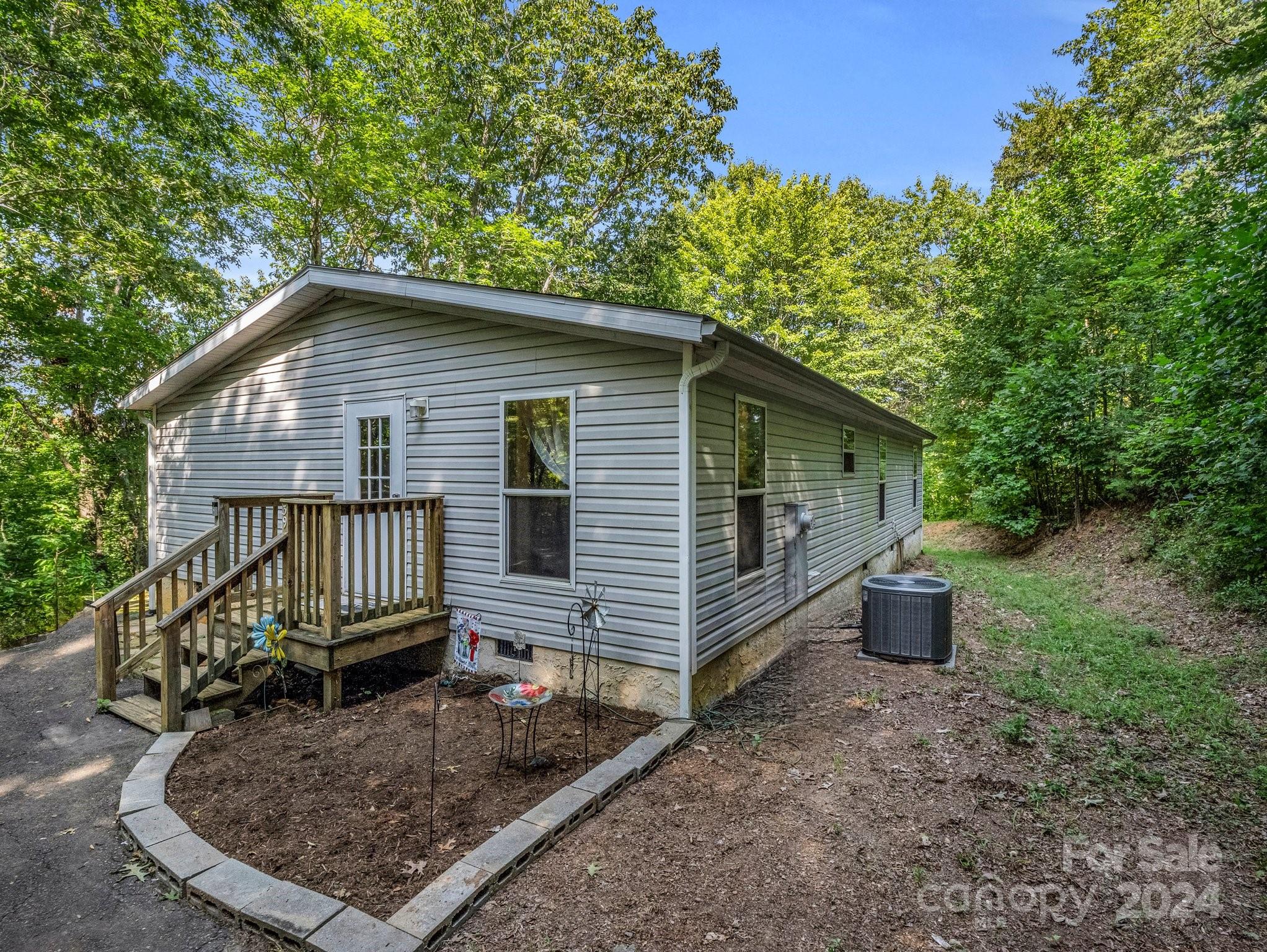 39 Hill And Dale Road Property Photo 28