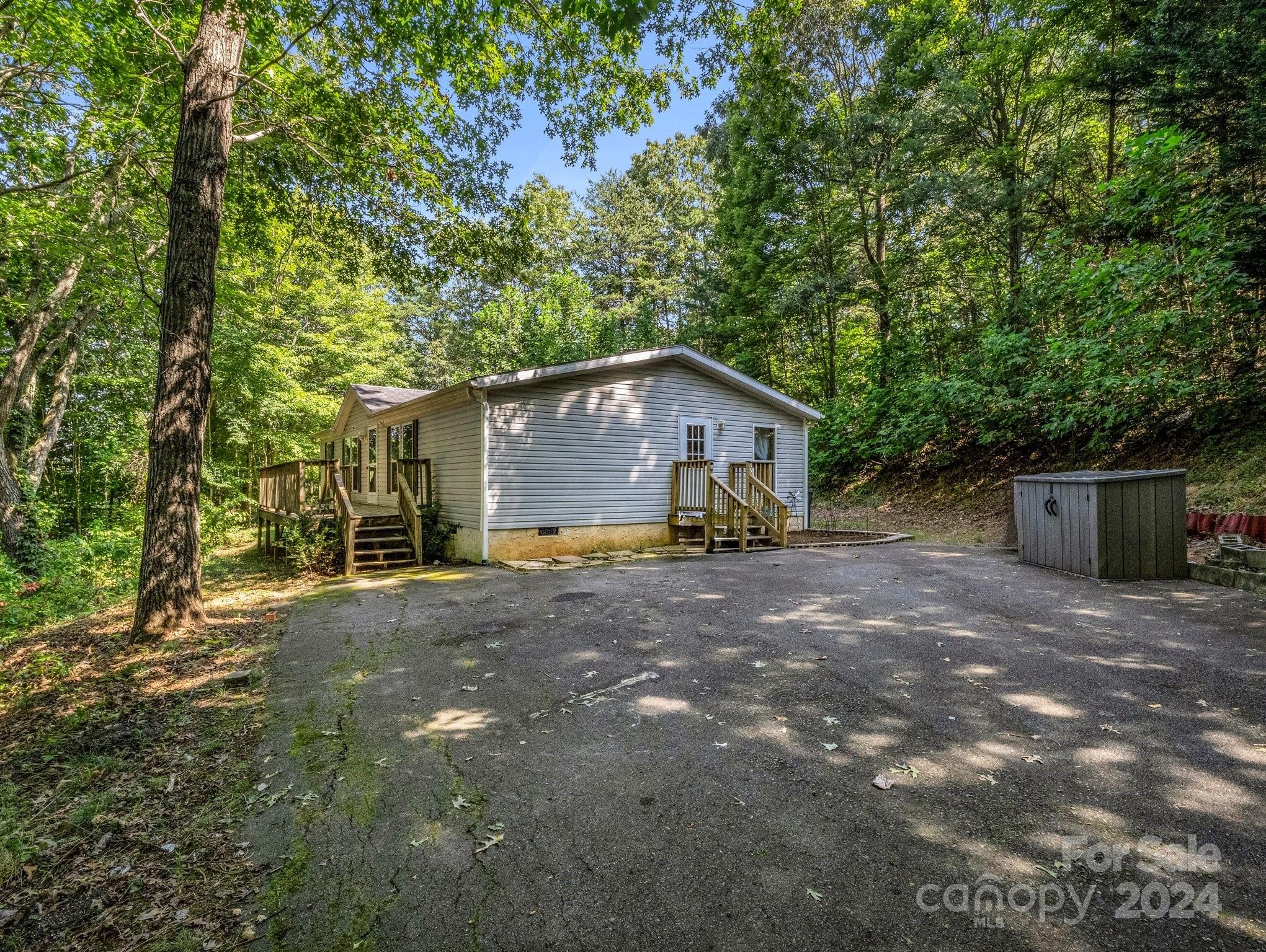39 Hill And Dale Road Property Photo 29