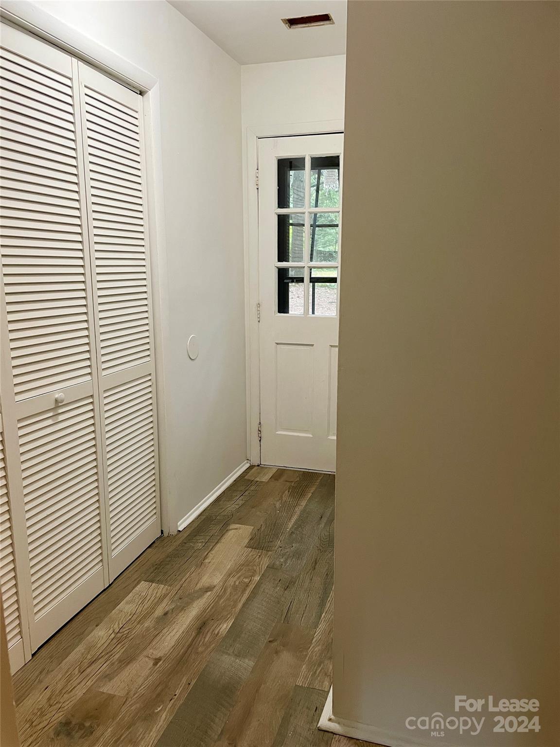 8710 Houston Ridge Road Property Photo 14
