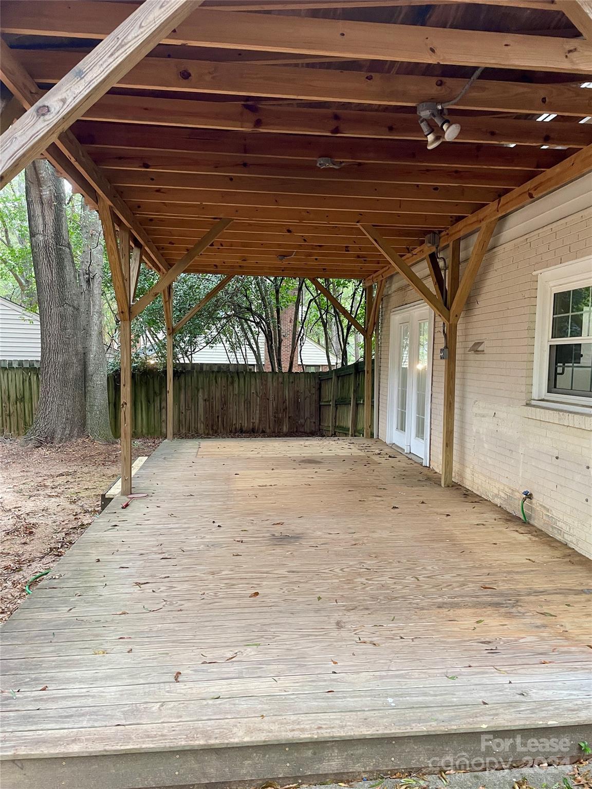8710 Houston Ridge Road Property Photo 23