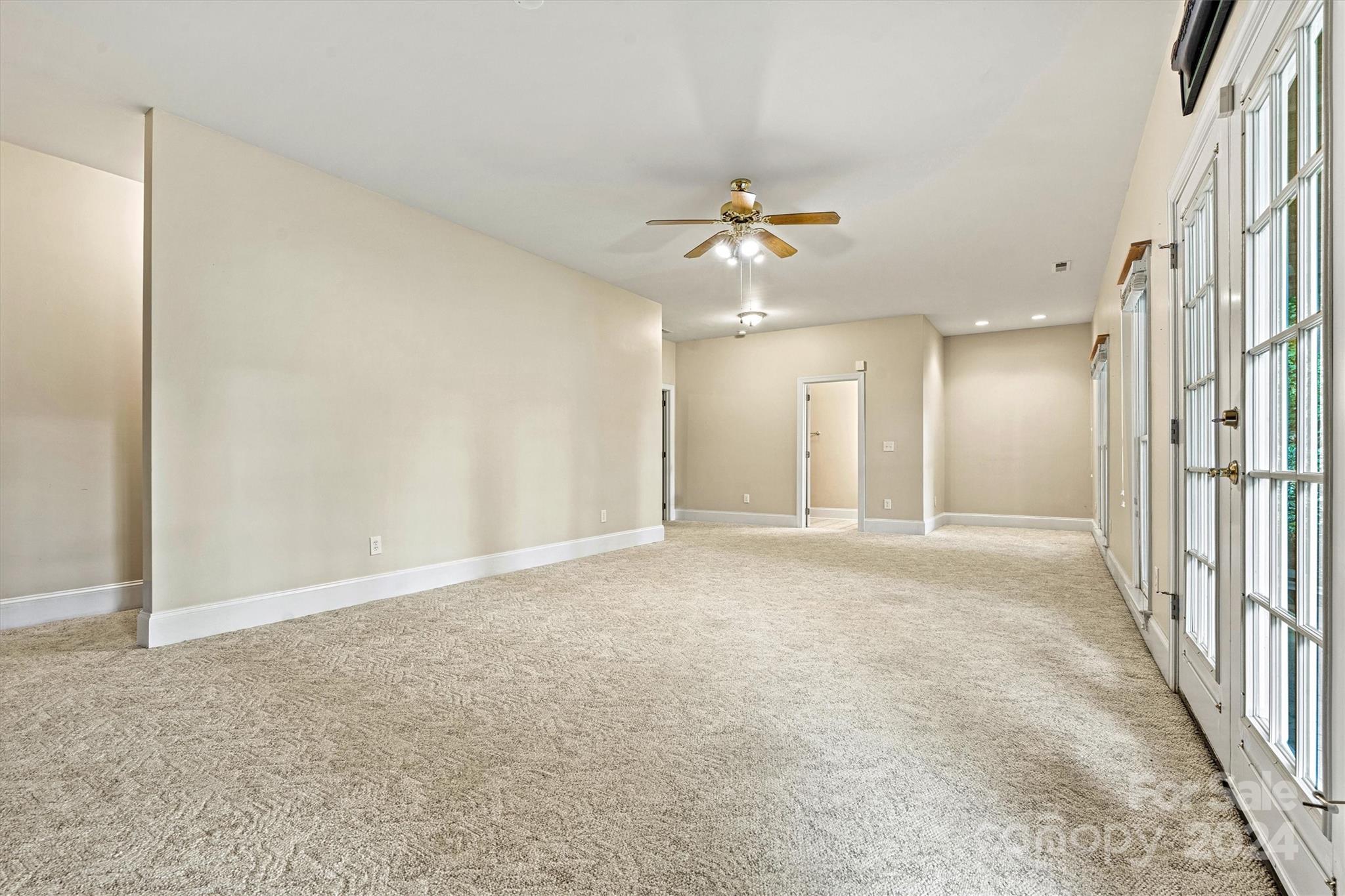 4601 Mariner Lane Property Photo 23