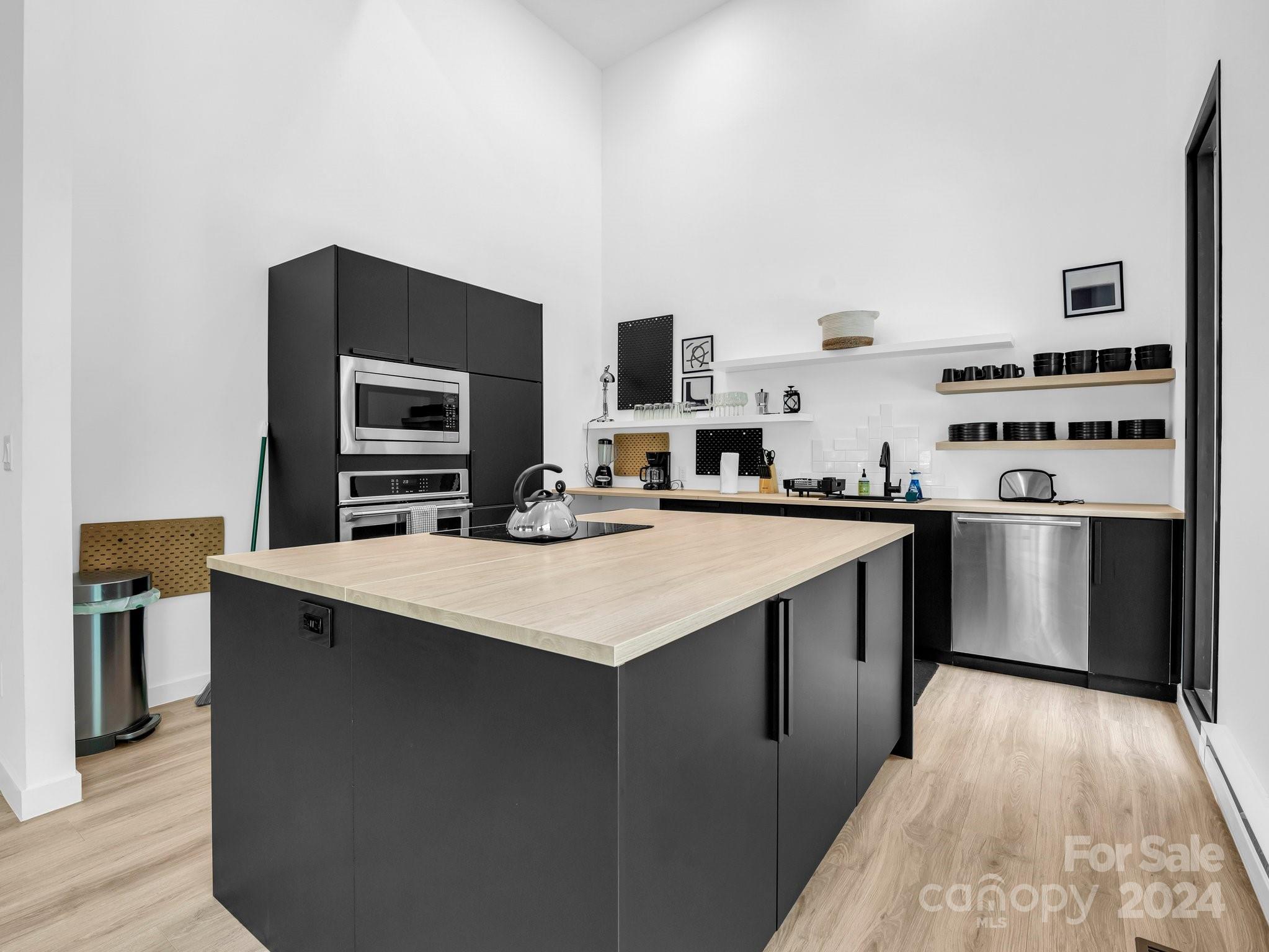 1759 Concept Drive Property Photo 12