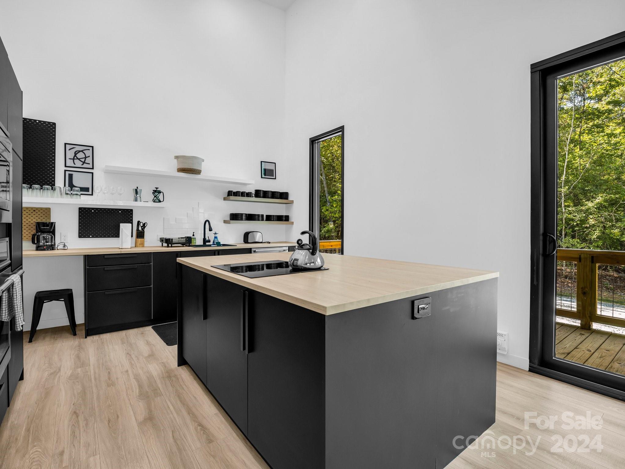 1759 Concept Drive Property Photo 16