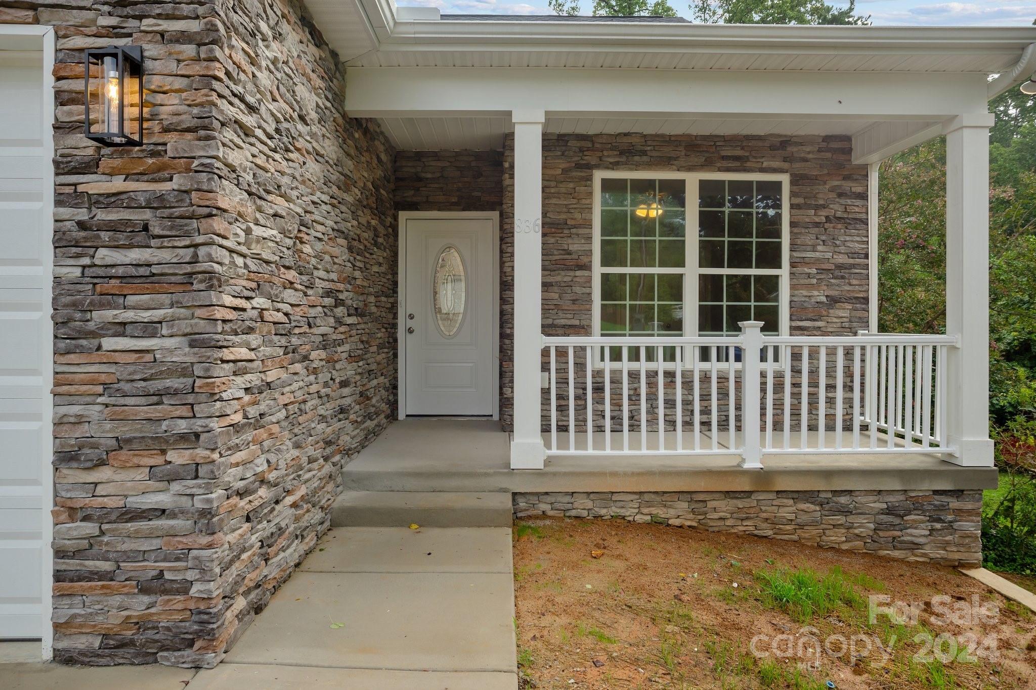 836 Garner Street Property Photo 2
