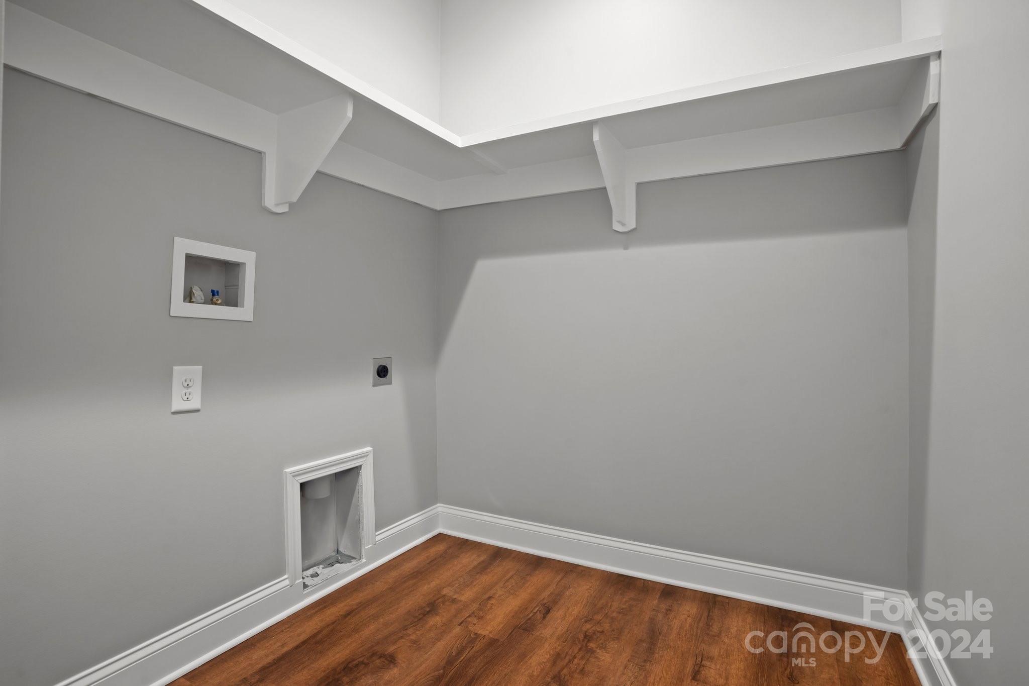 836 Garner Street Property Photo 14