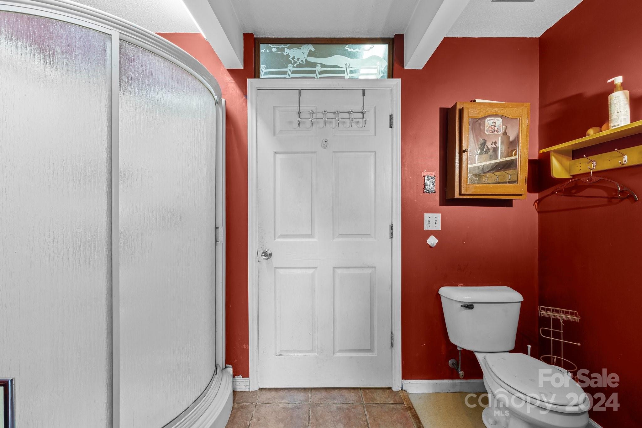 105 Chestnut Hill Road Property Photo 15