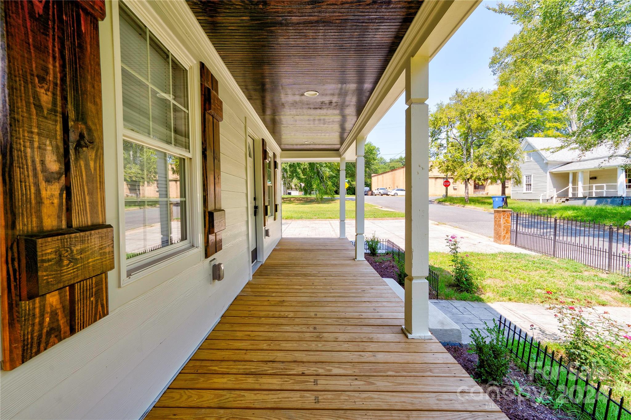 607 Ligon Street Property Photo 7