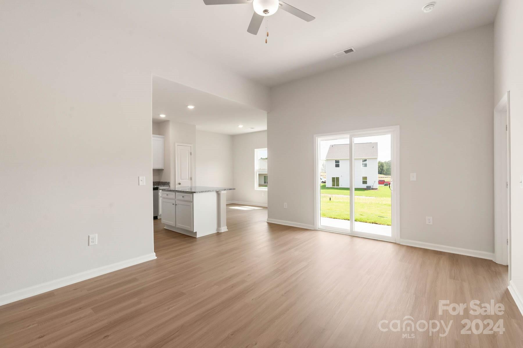 3607 Clover Valley Drive Property Photo 4