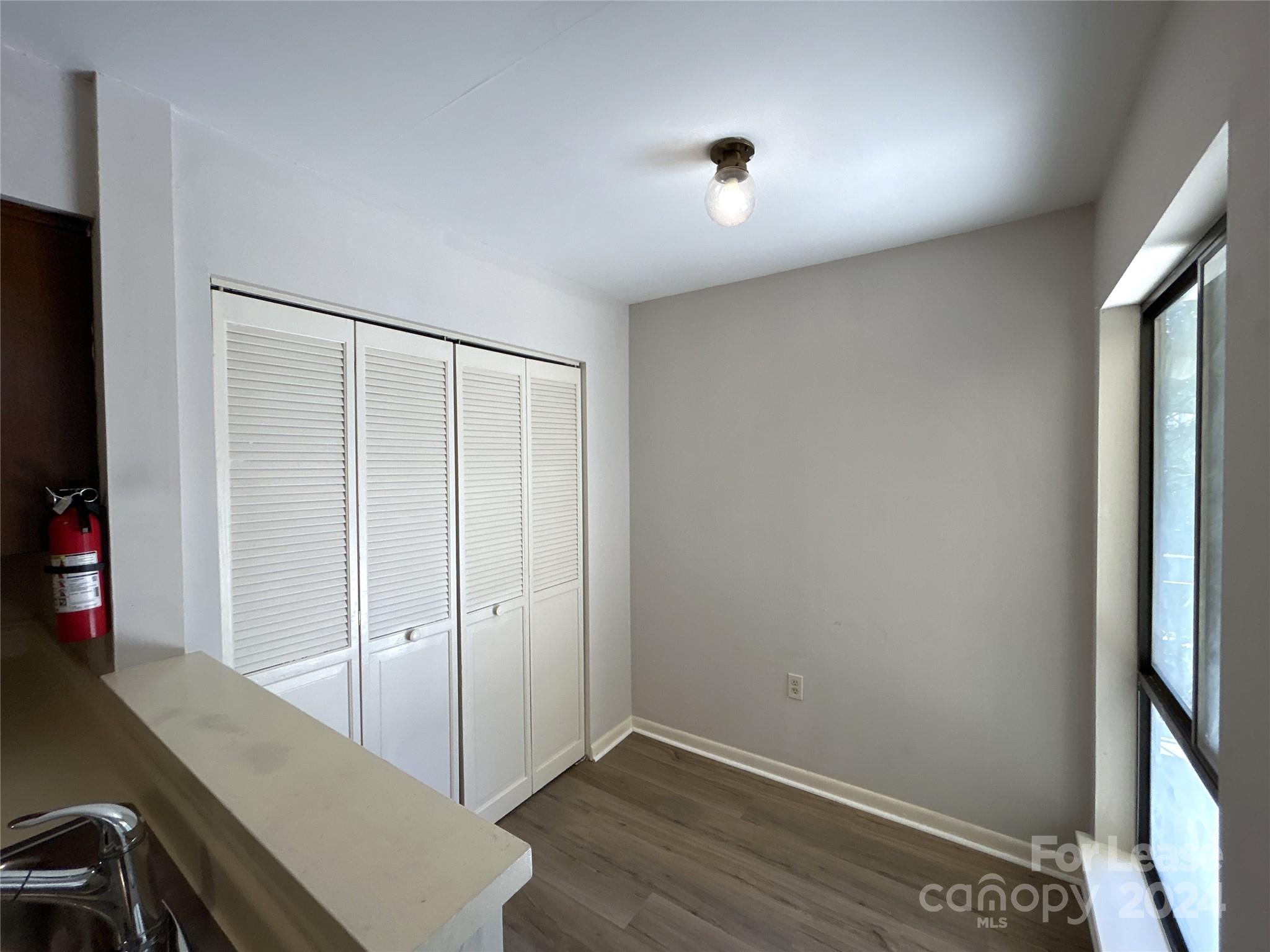 4804 Spring Lake Drive E Property Photo 5