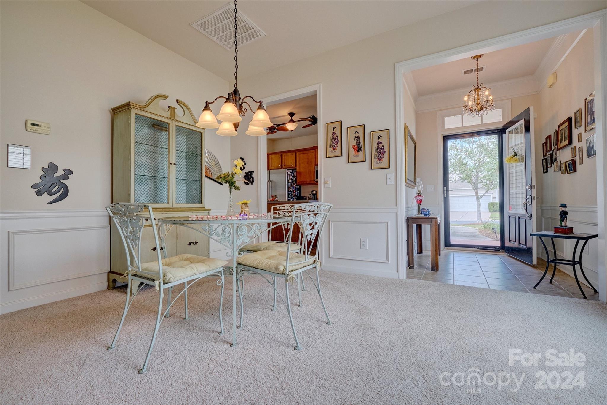 16302 Raven Crest Drive Property Photo 7