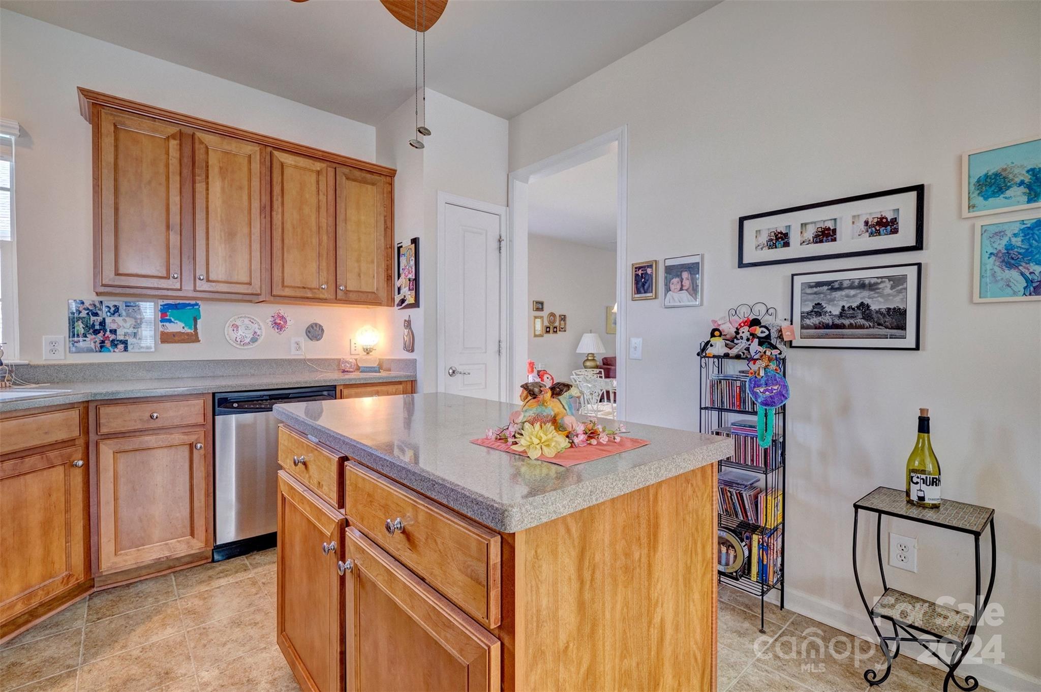 16302 Raven Crest Drive Property Photo 16