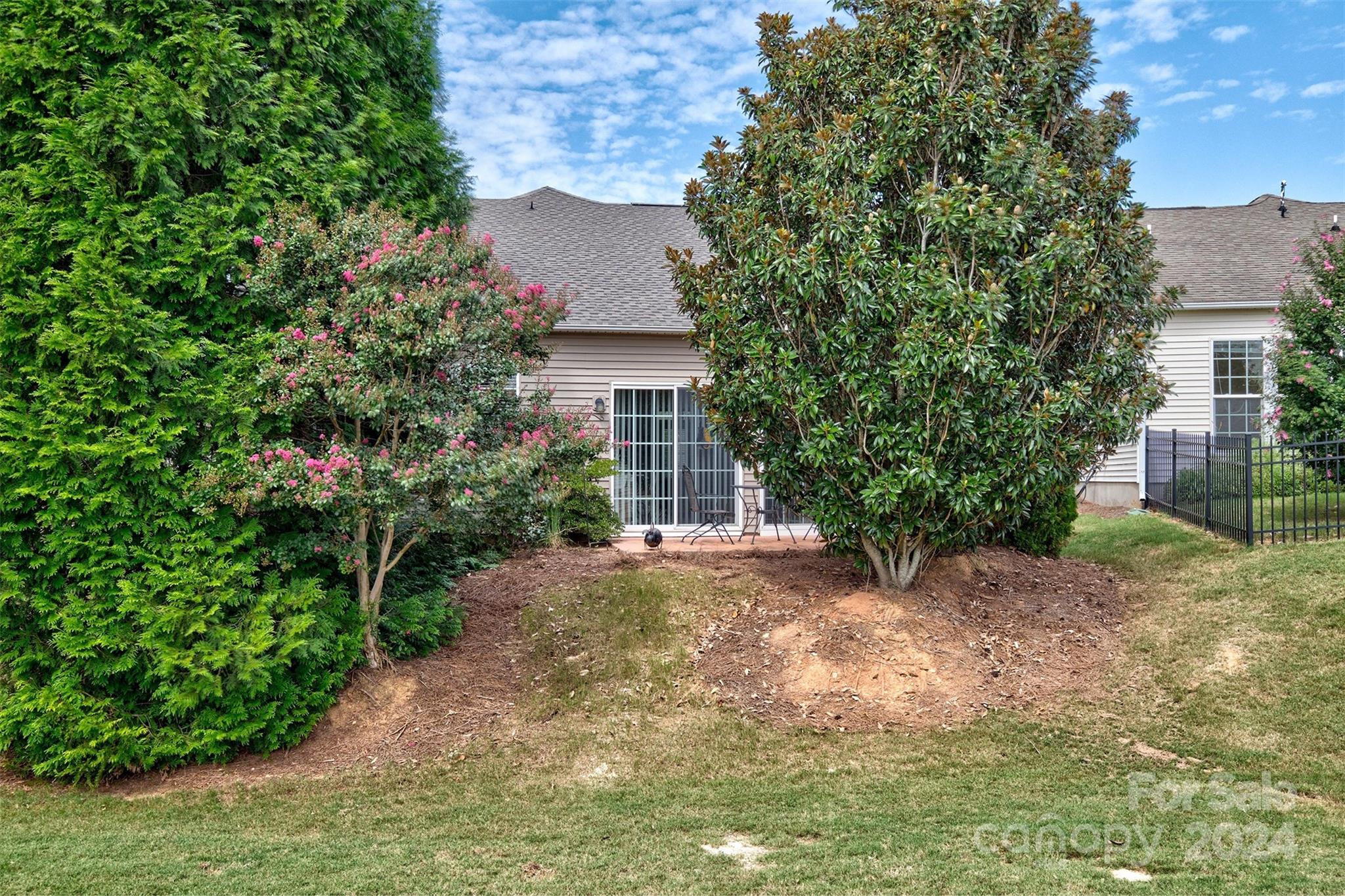 16302 Raven Crest Drive Property Photo 32