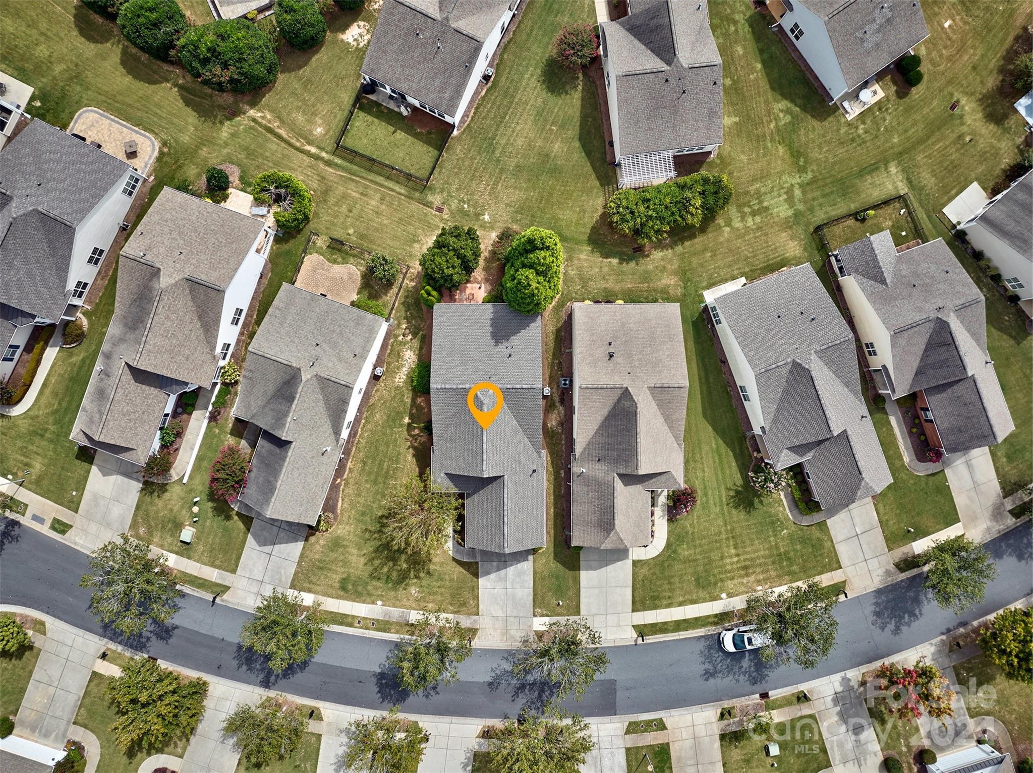 16302 Raven Crest Drive Property Photo 36