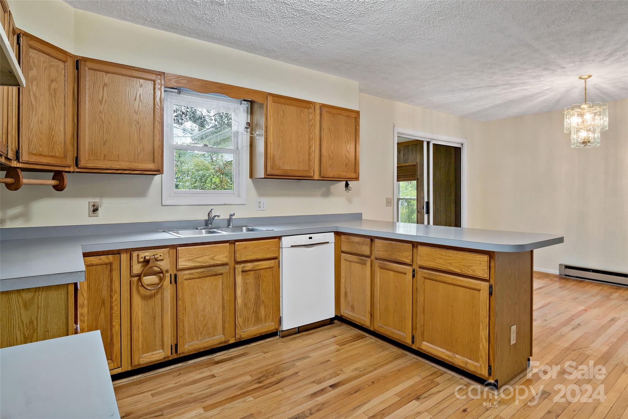 80 Beech Glen Drive Property Photo 12