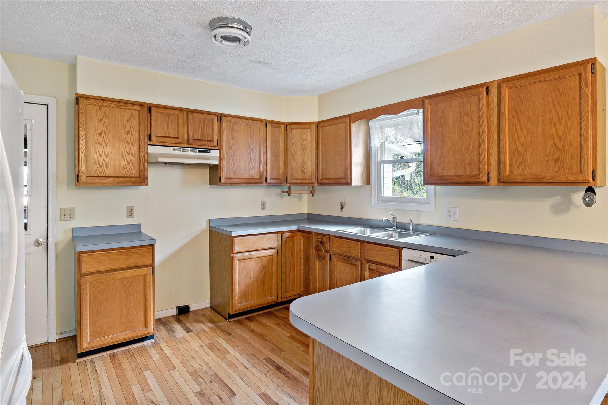 80 Beech Glen Drive Property Photo 15