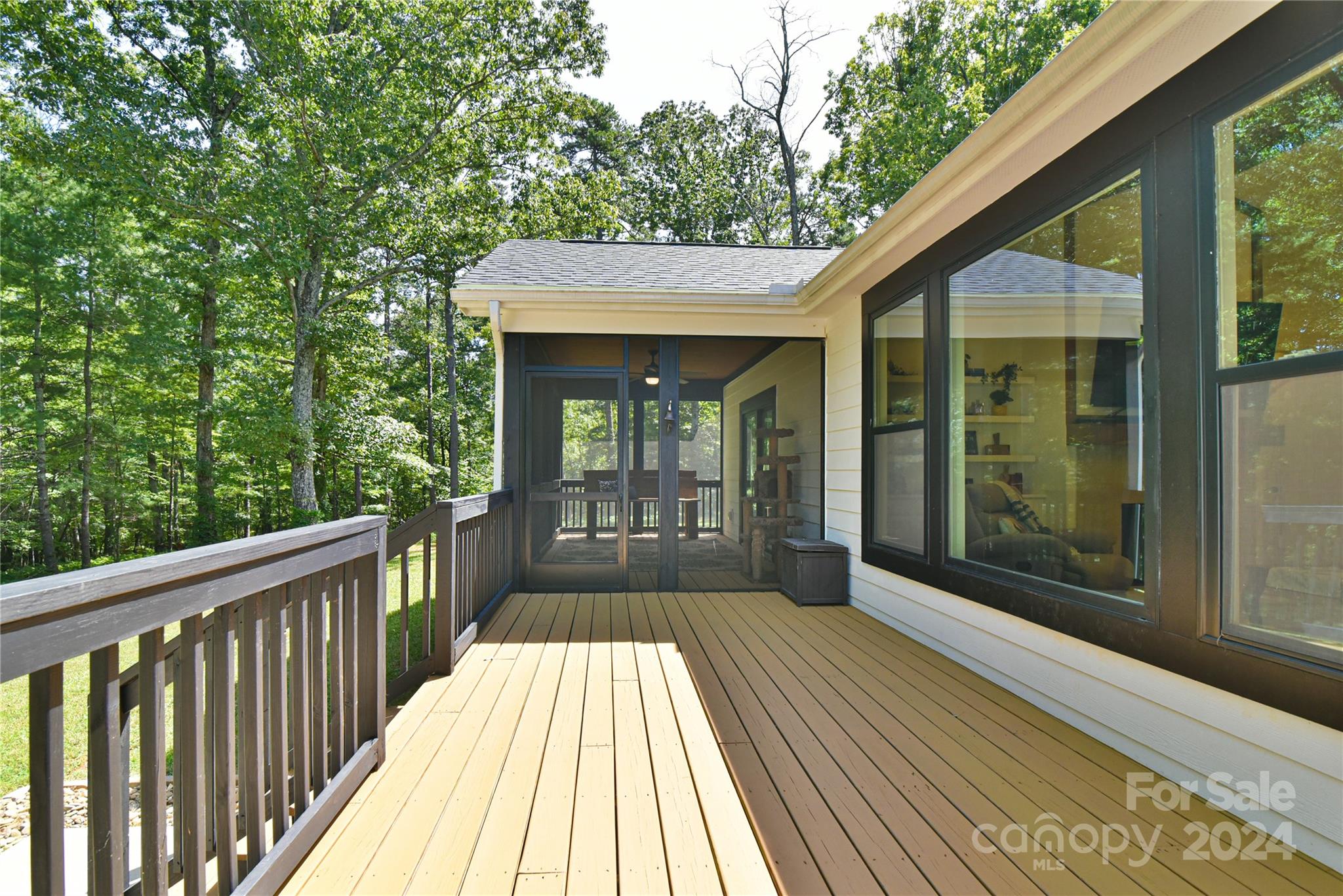 658 E Lawing Drive Property Photo 22