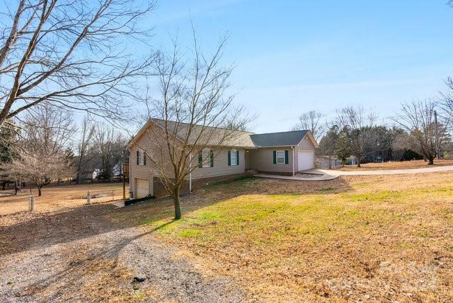 262 Bagwell Drive Property Photo 4