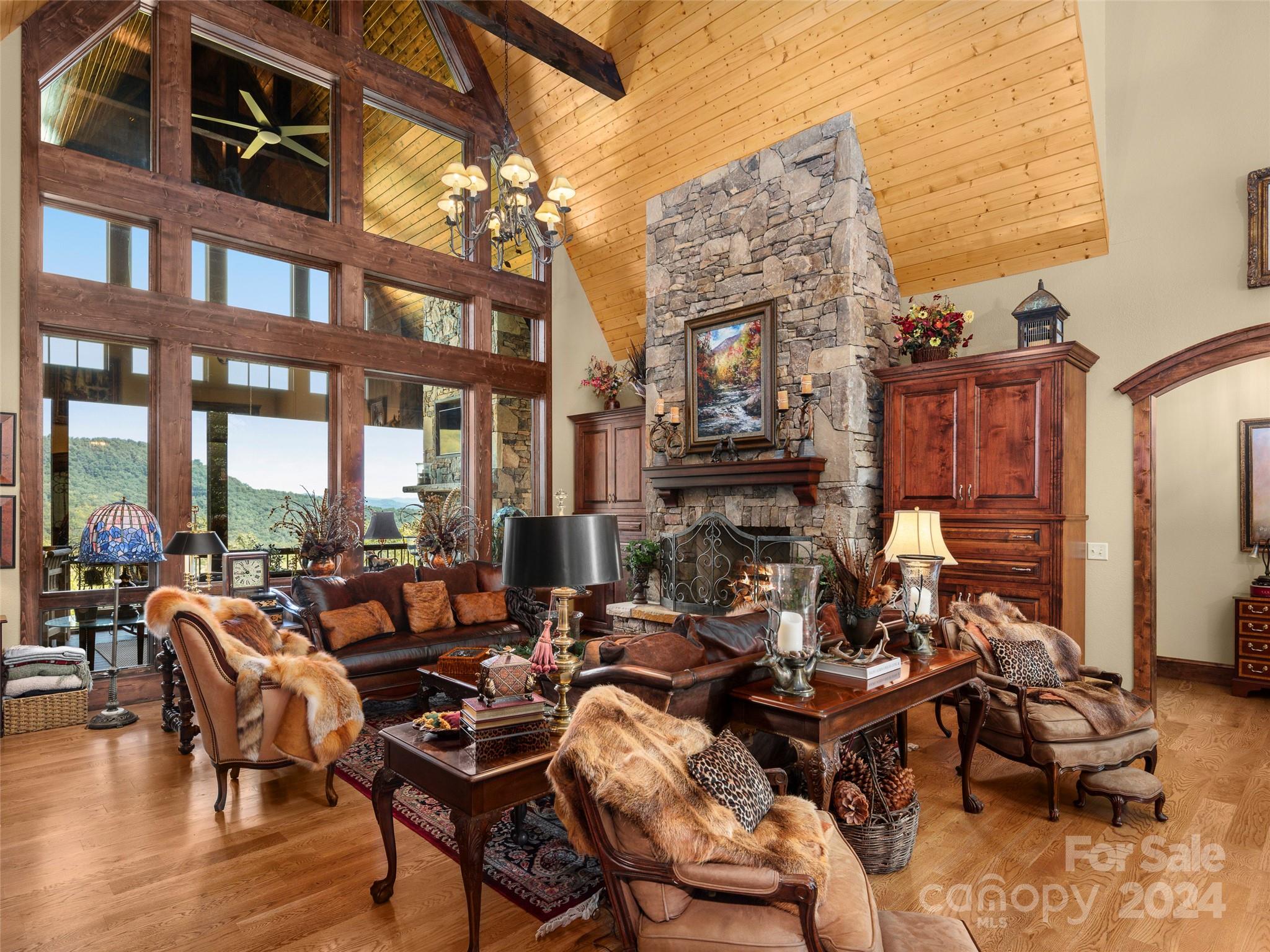 85 Smokey Ridge Trail Property Photo 11